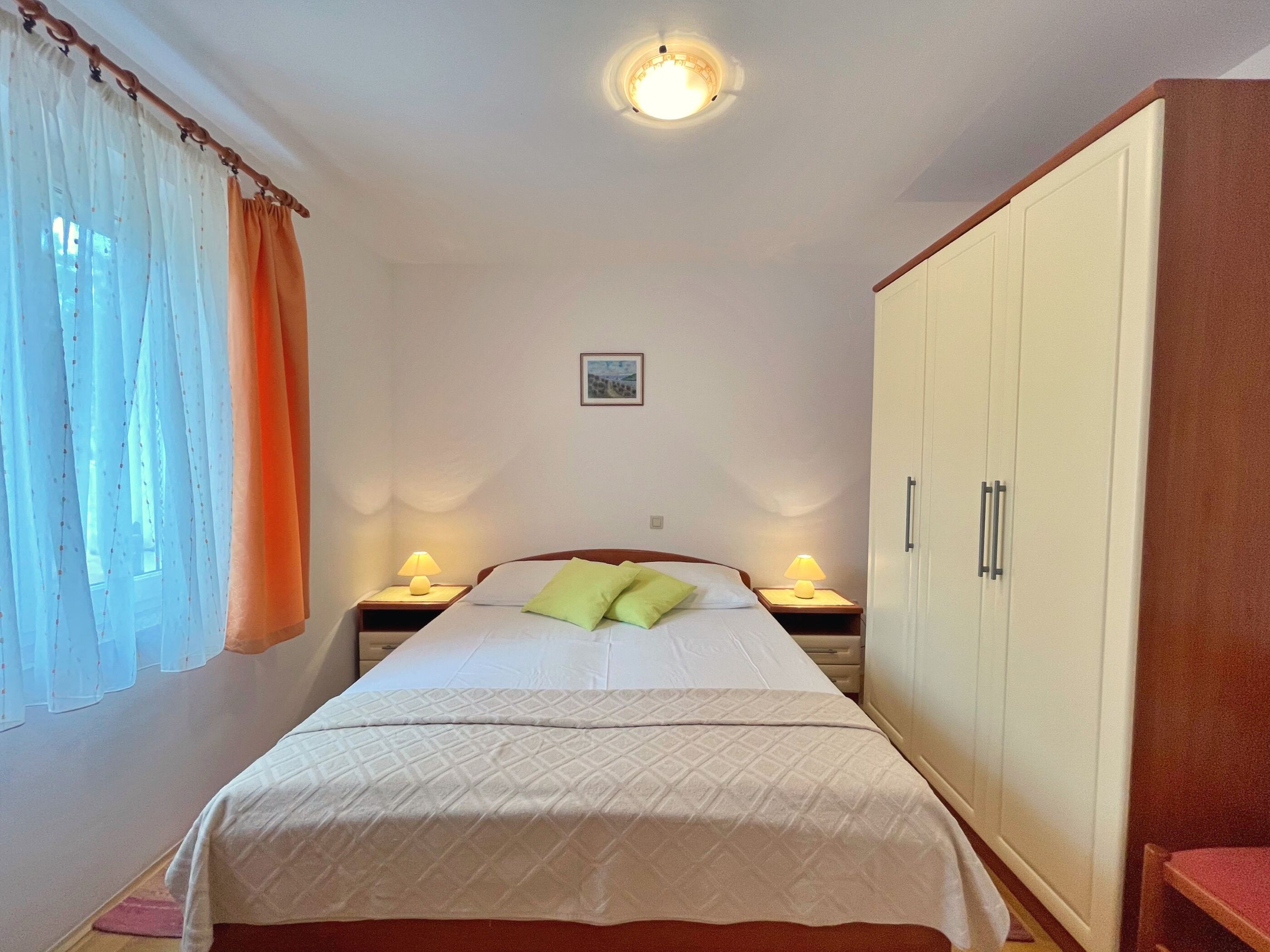 Apartments Vila TIHA LILI 63773-A2