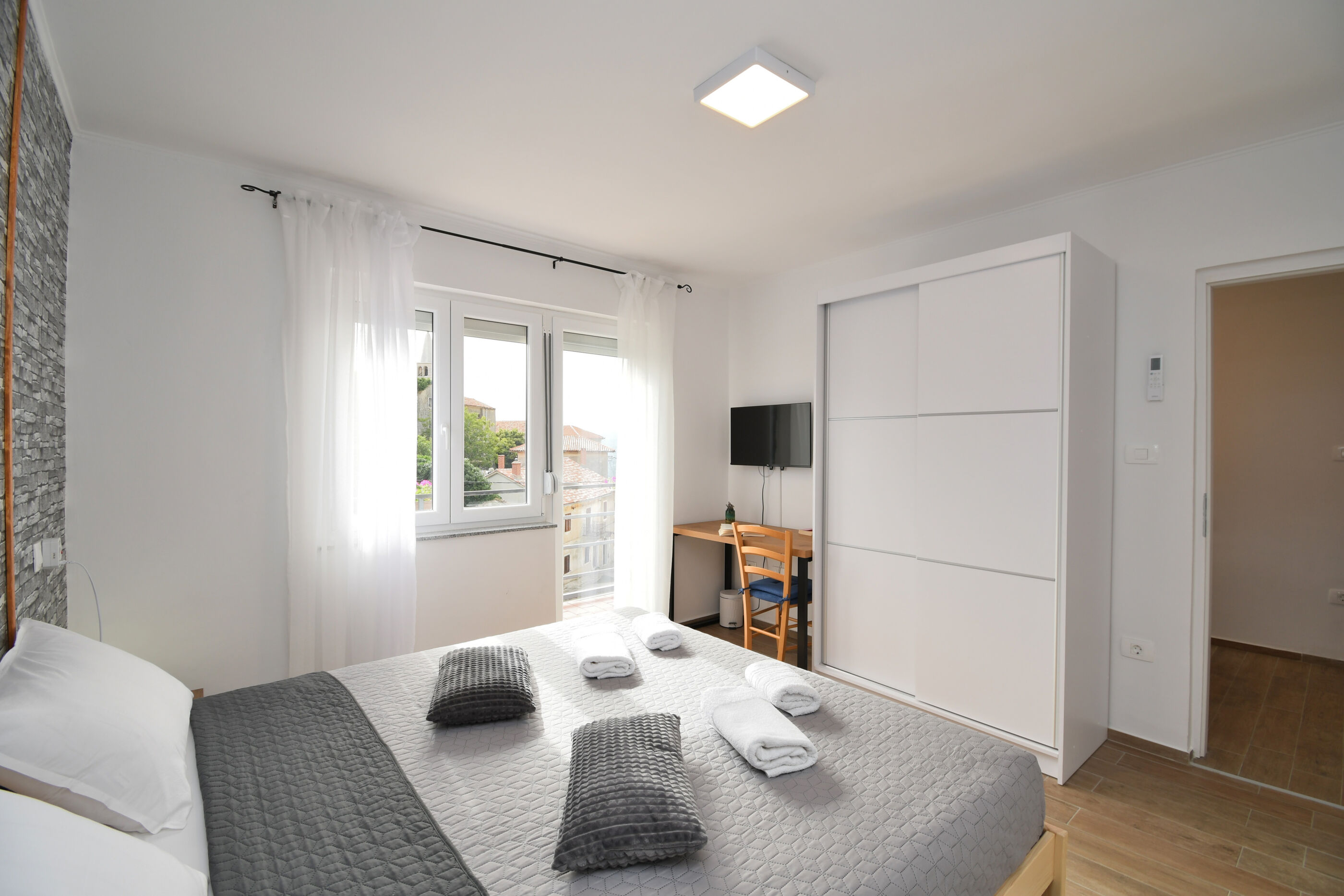 Apartments Plomin 99001-A1