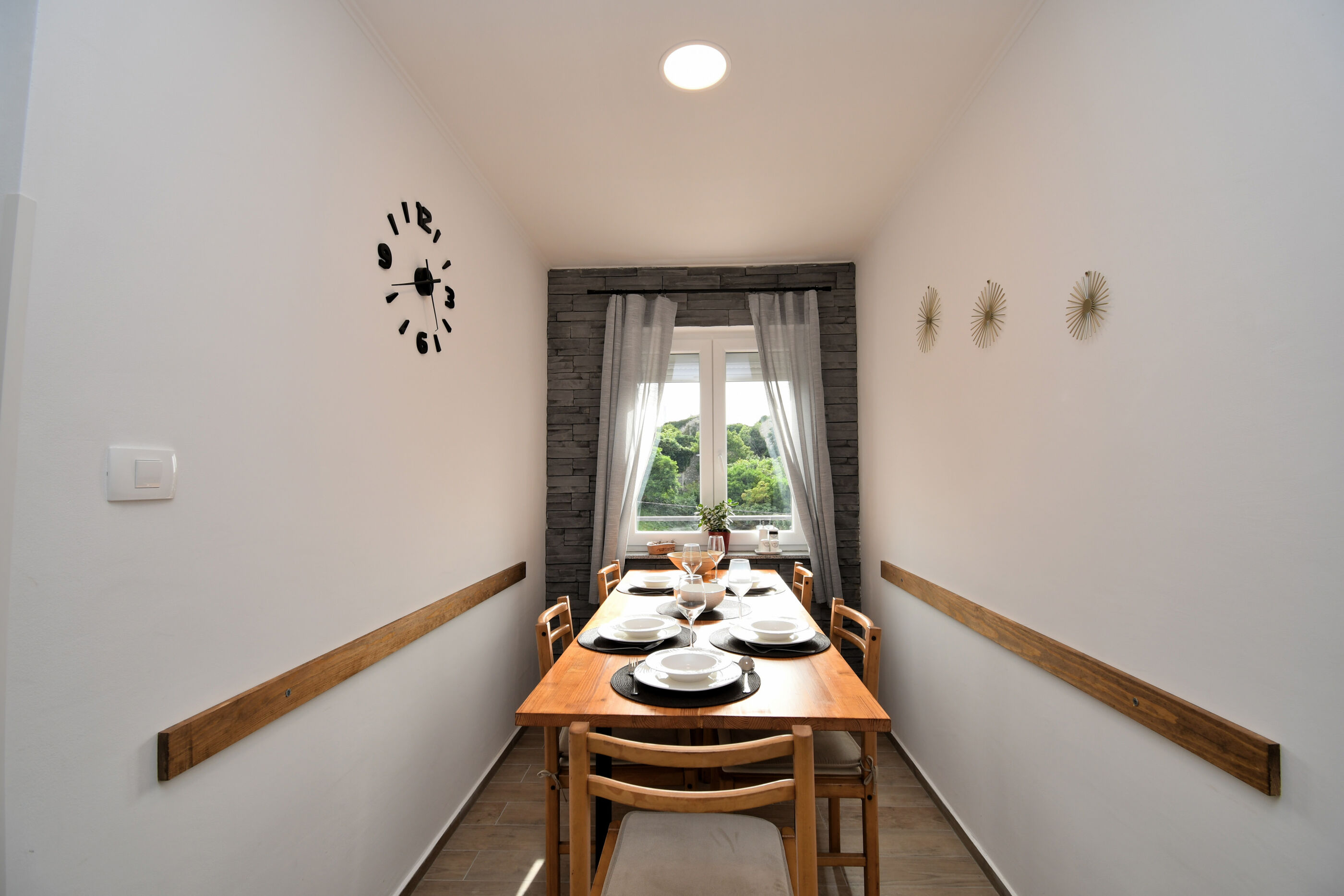 Apartments Plomin 99001-A1