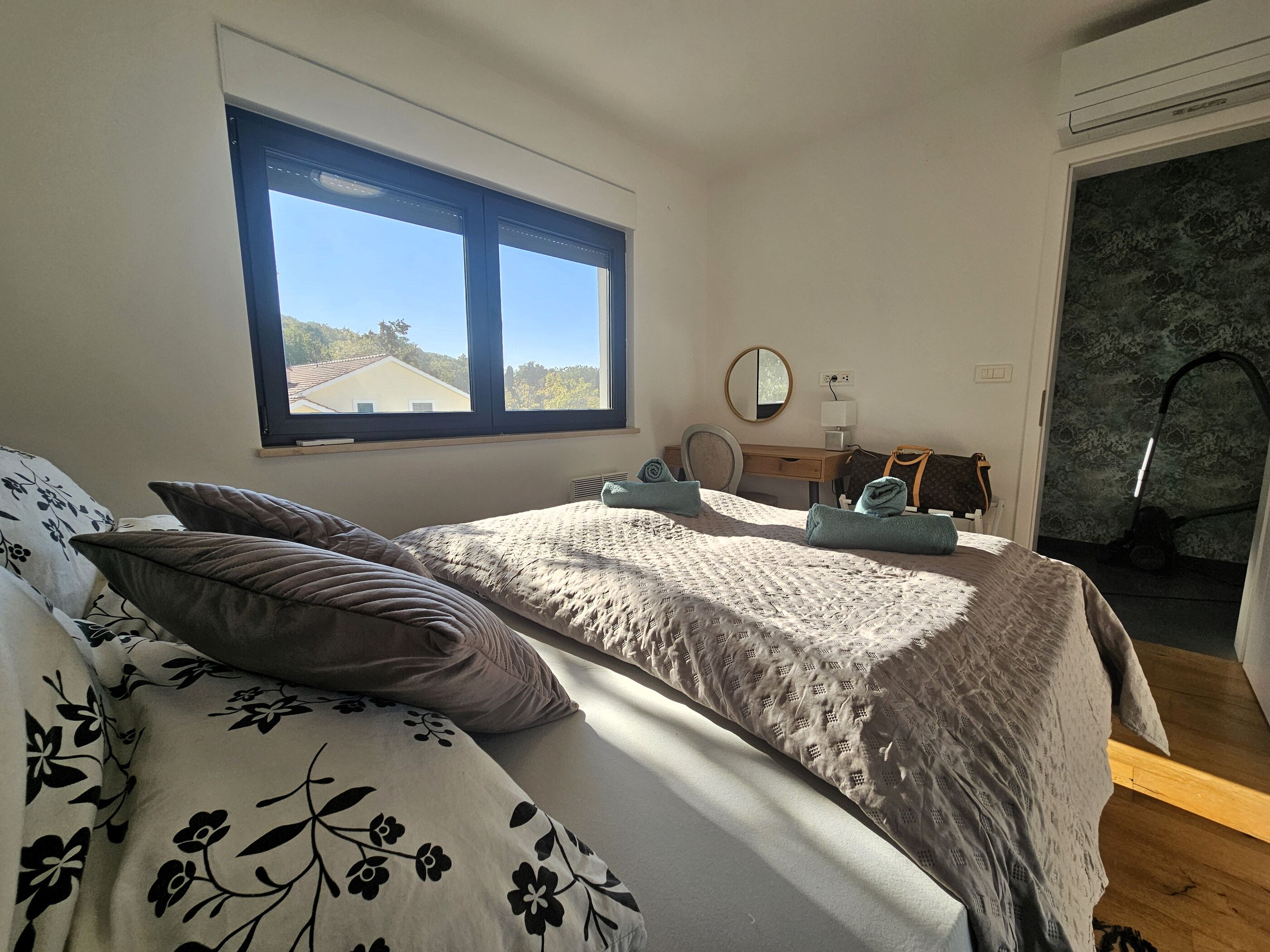 Apartment Elvira 62078-A1