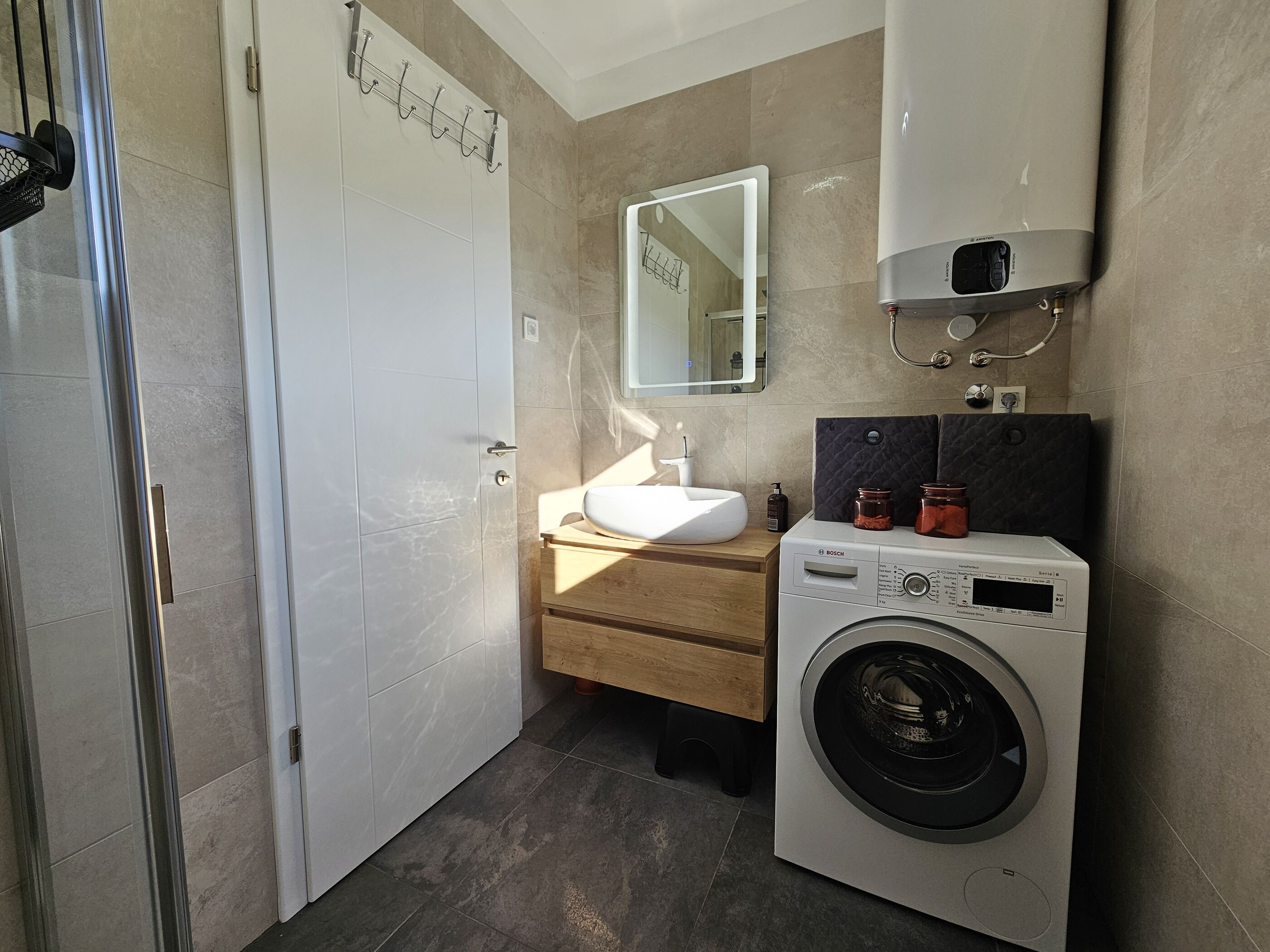 Apartment Elvira 62078-A1