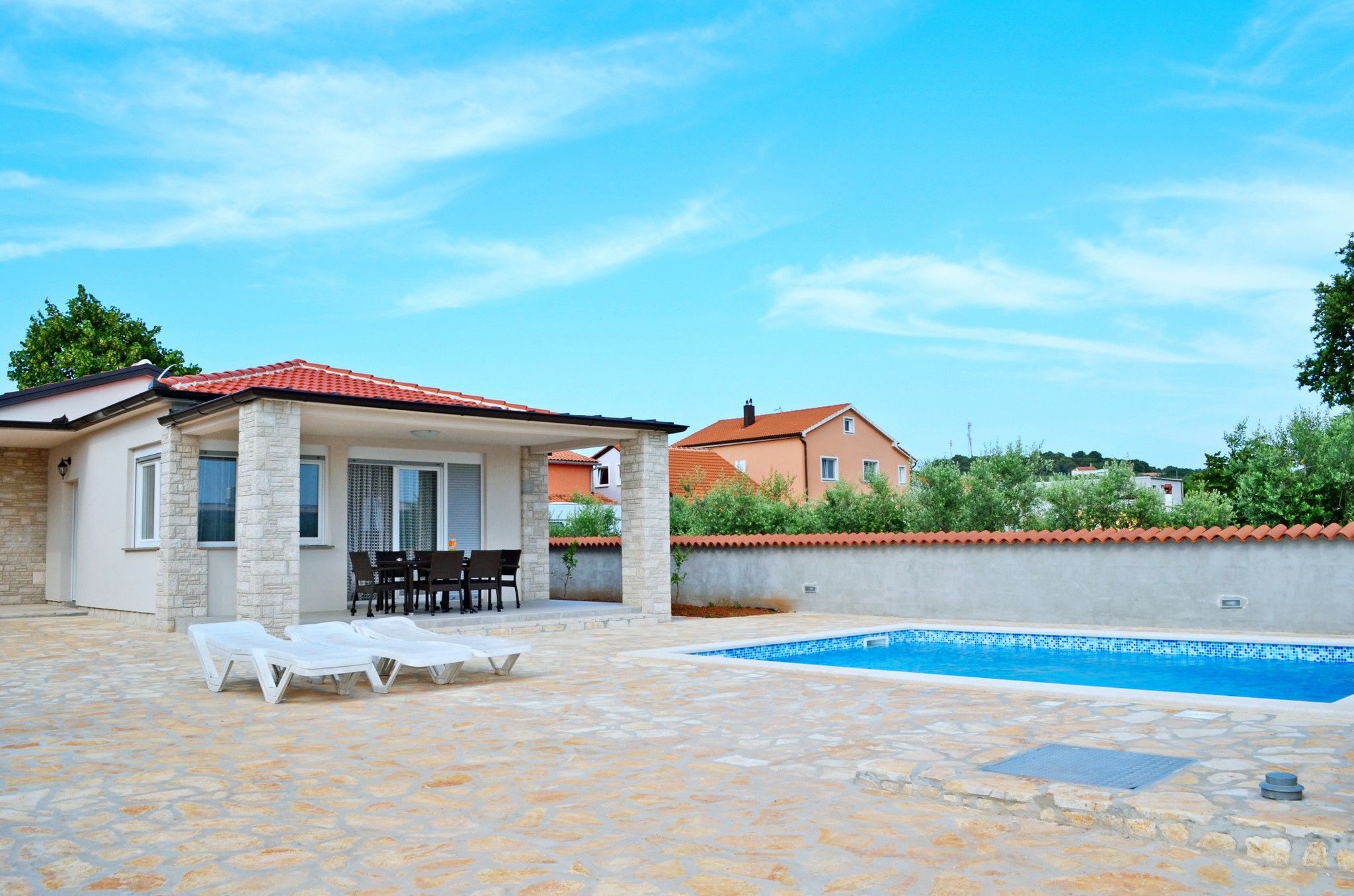 House LjubaV 10932-K1