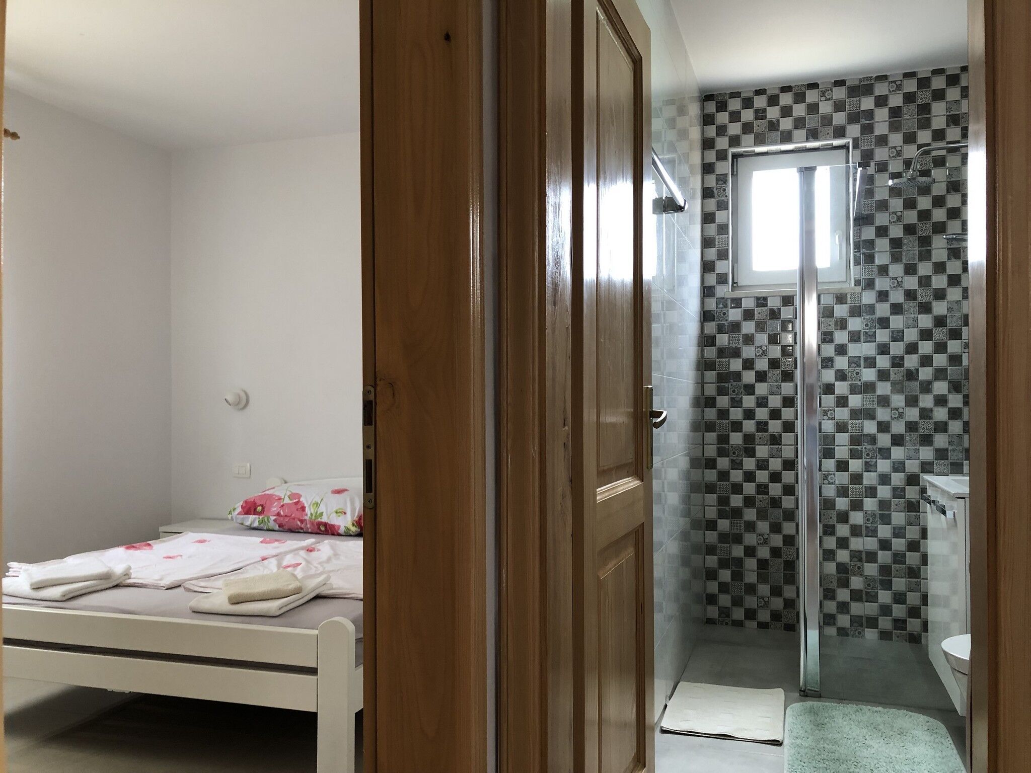 House LjubaV 10932-K1