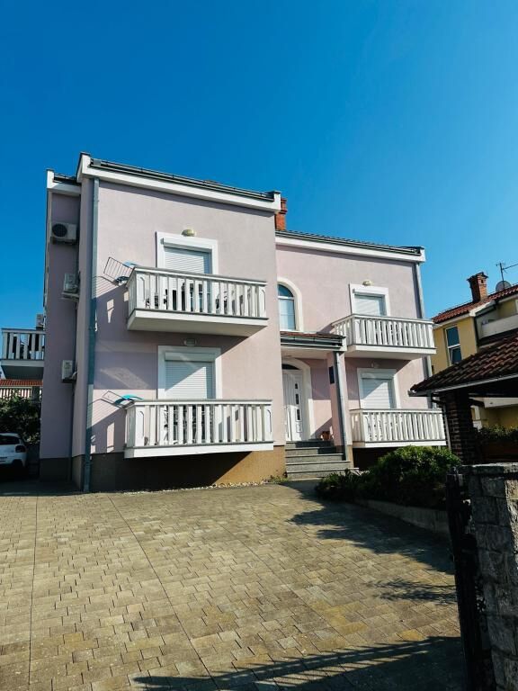 Apartments Vladimir 78021-A1