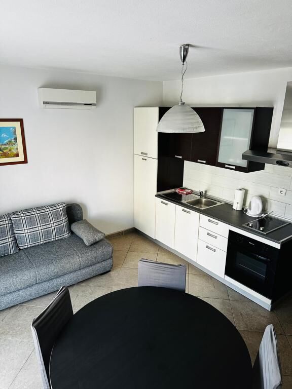 Apartments Vladimir 78021-A2