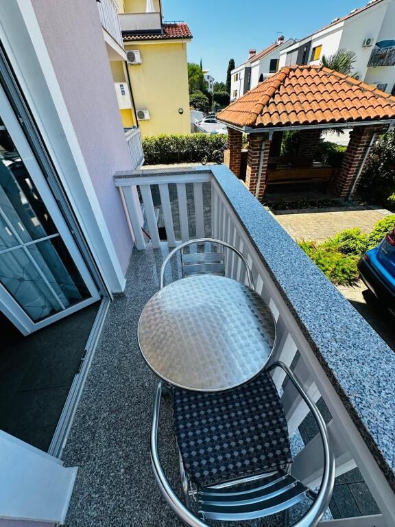 Apartments Vladimir 78021-A2