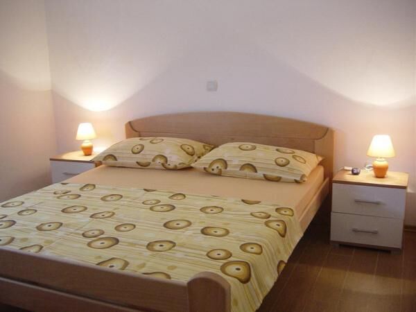 Apartments Vladimir 78021-A2