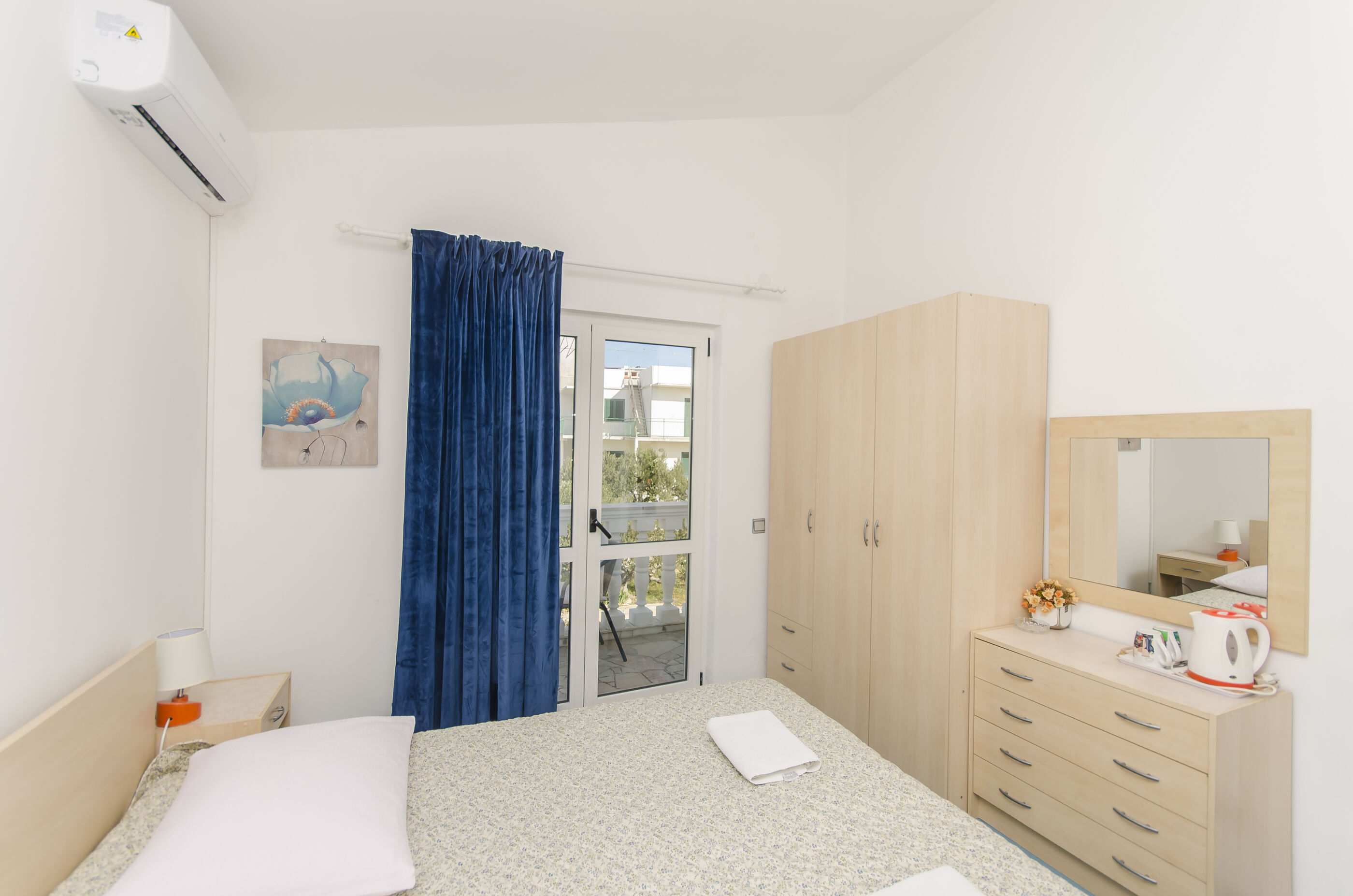 Apartment and Rooms Radojka 40963-S4