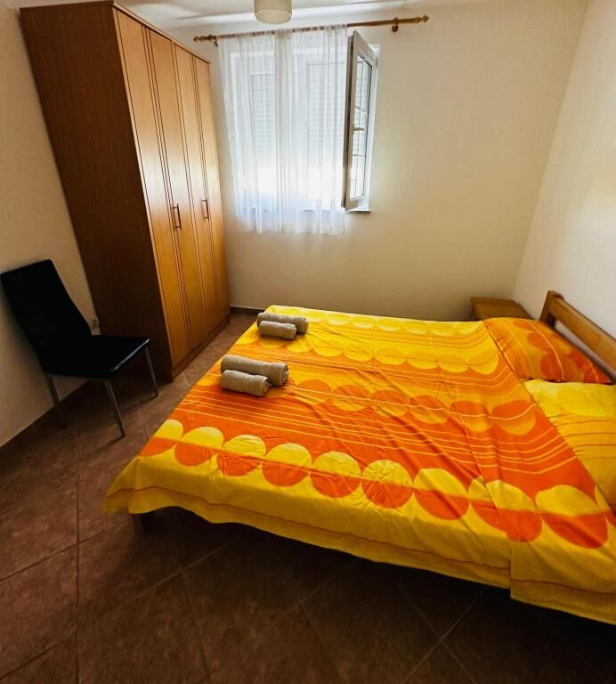 Apartments Vladimir 78021-A3