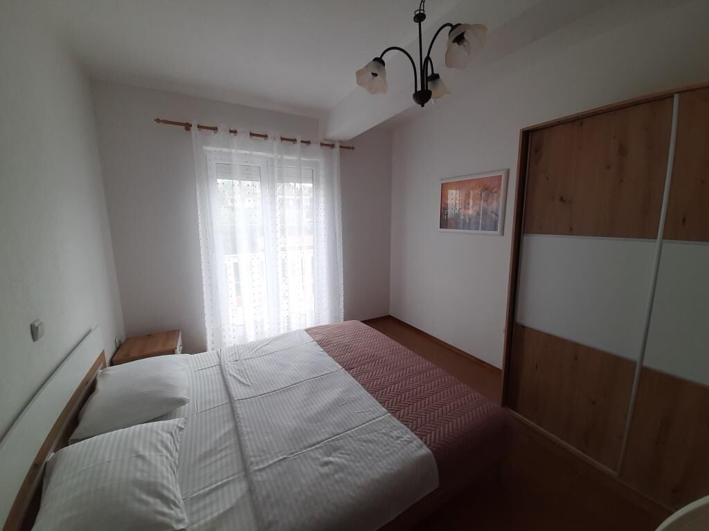 Apartments Vladimir 78021-A4