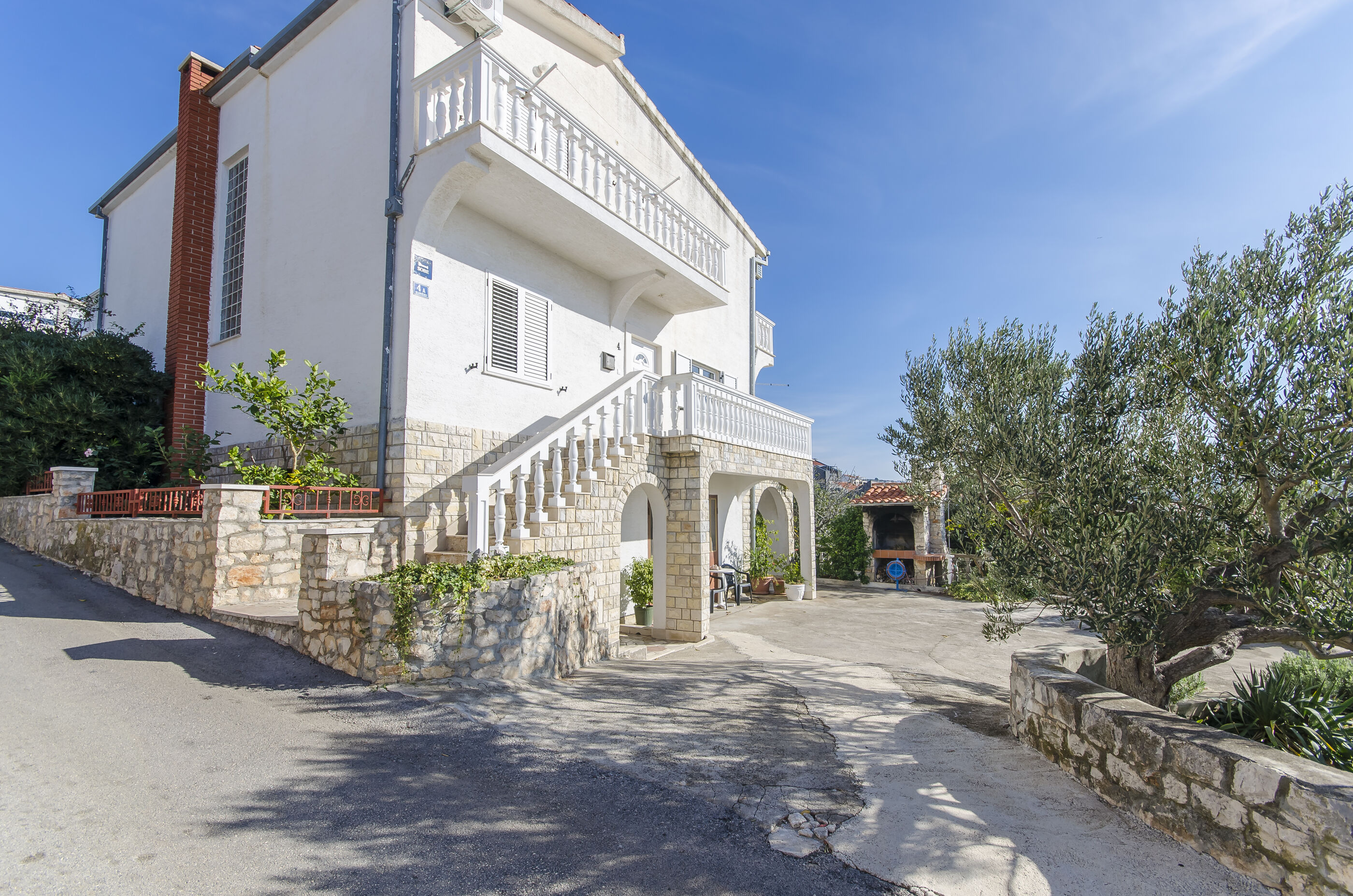 Apartment and Rooms Radojka 40963-S2
