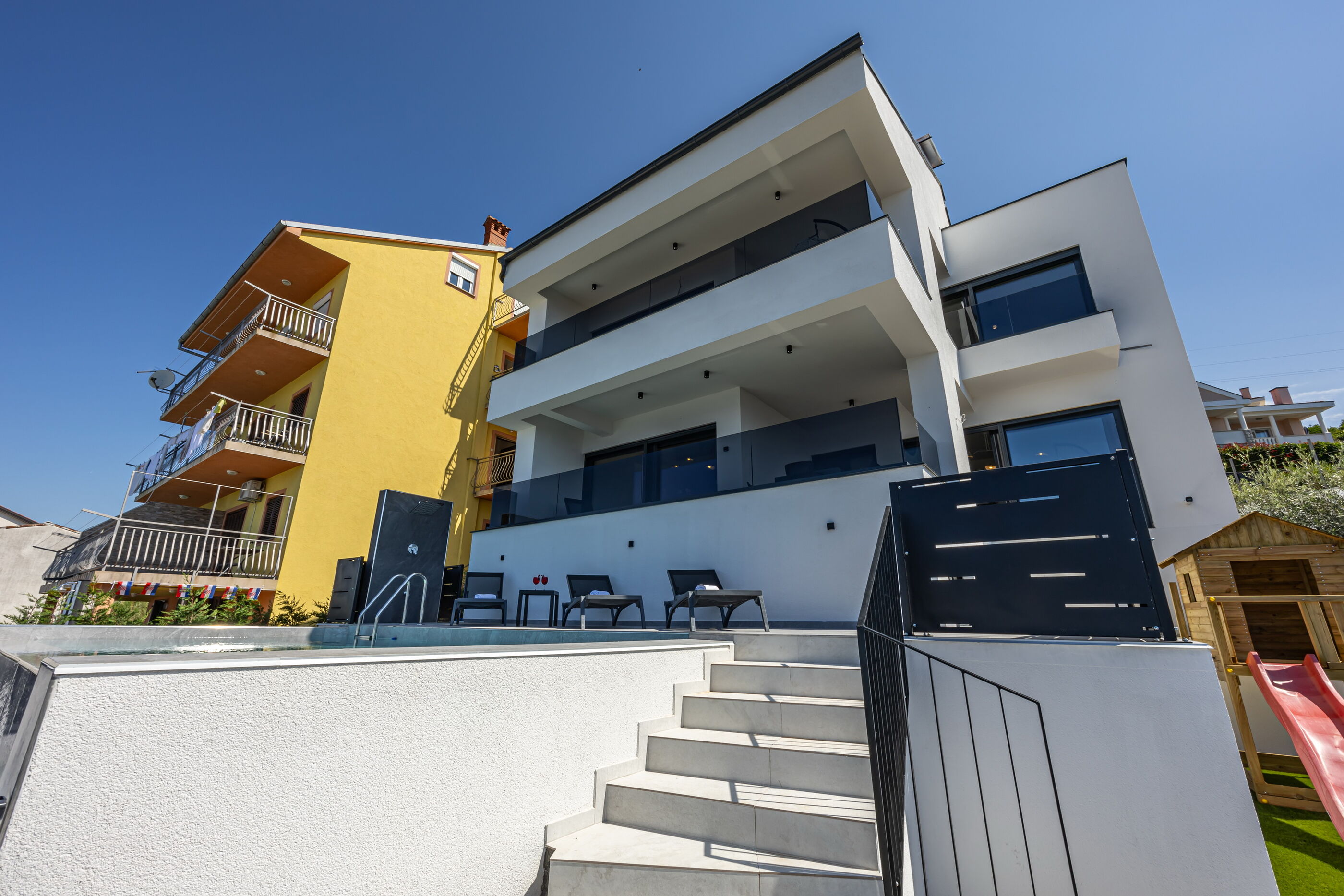 Villa Vista V7102-K1