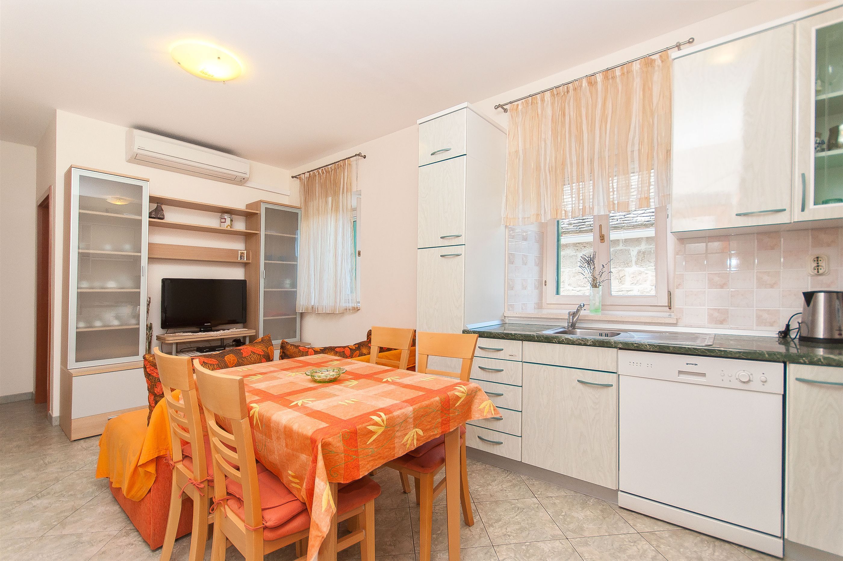 Apartments Brane 103261-A1