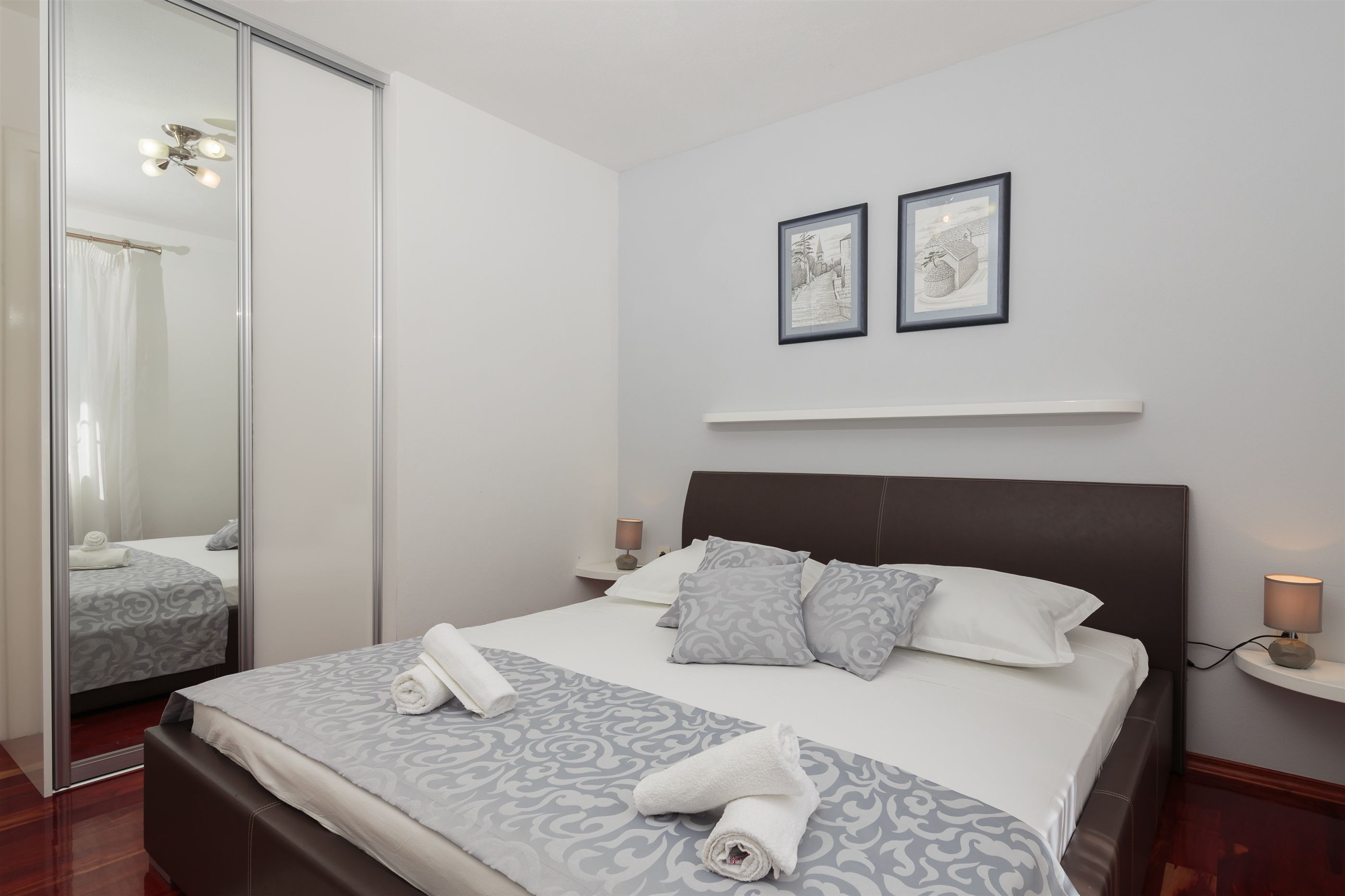 House Andre 107801-K1