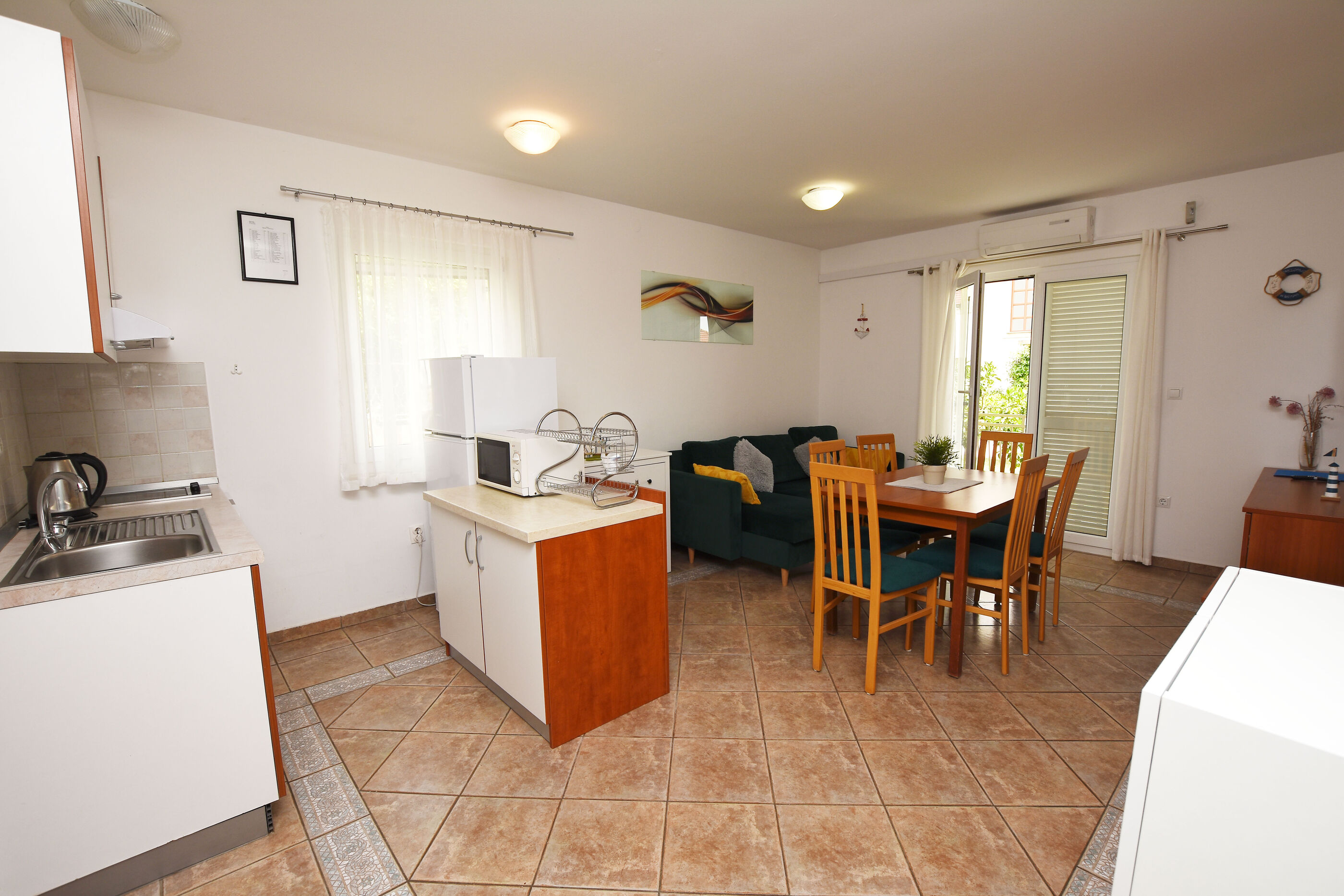 Apartment Marigold 90571-A1