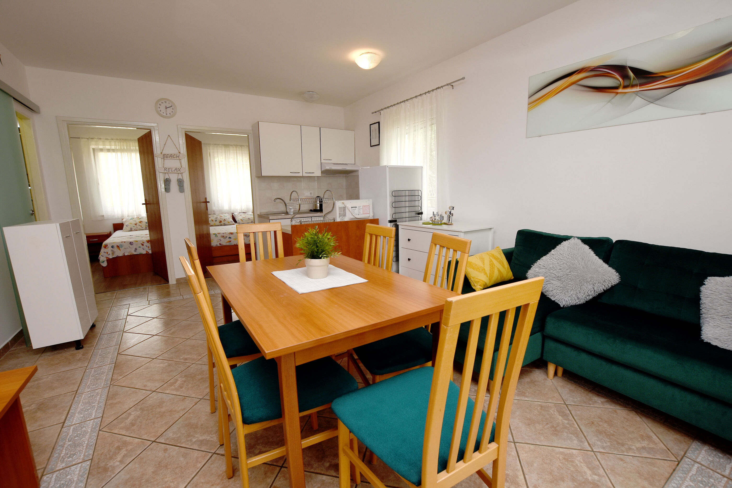 Apartment Marigold 90571-A1