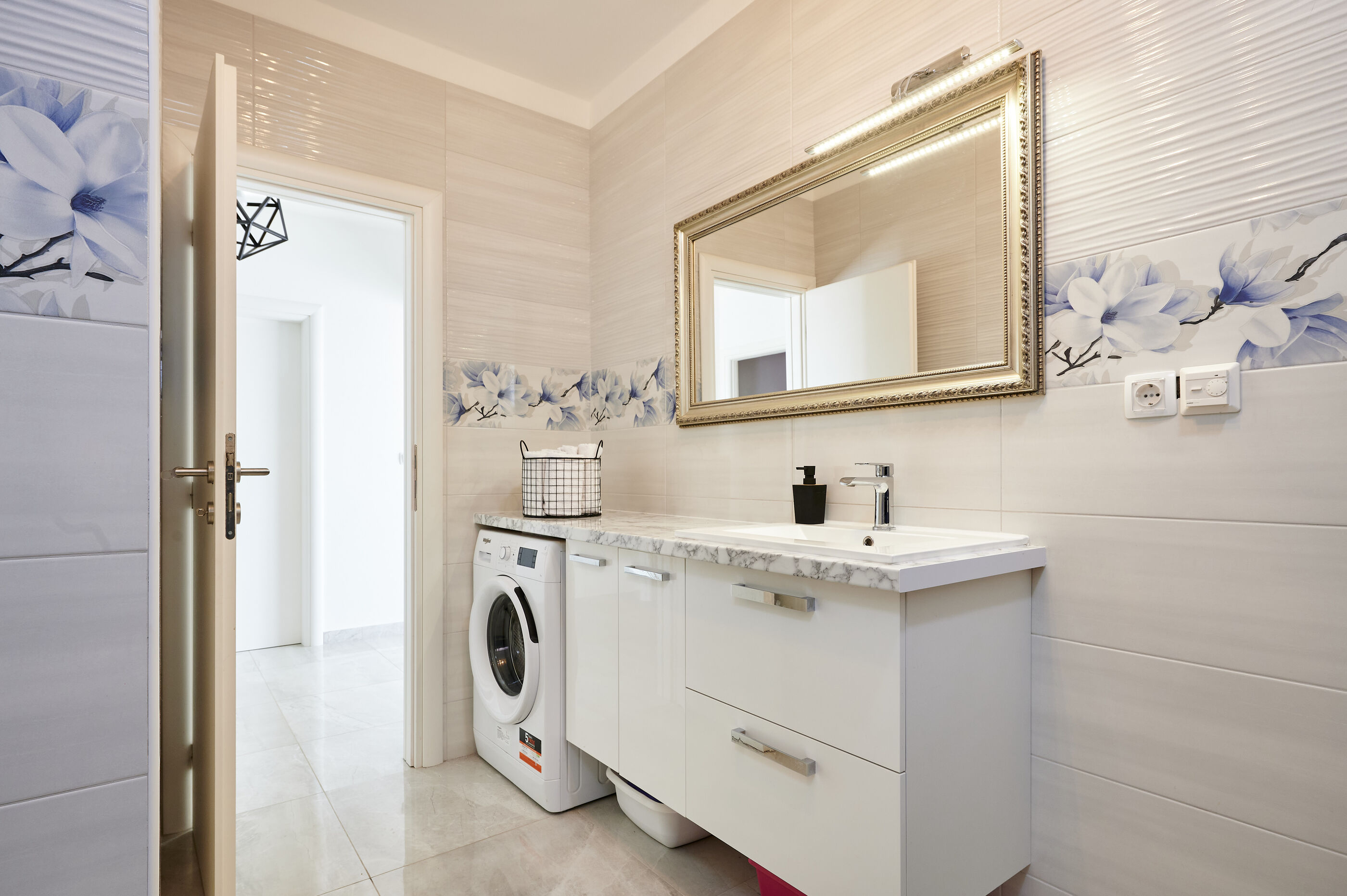 Apartment Tomi 115471-A1