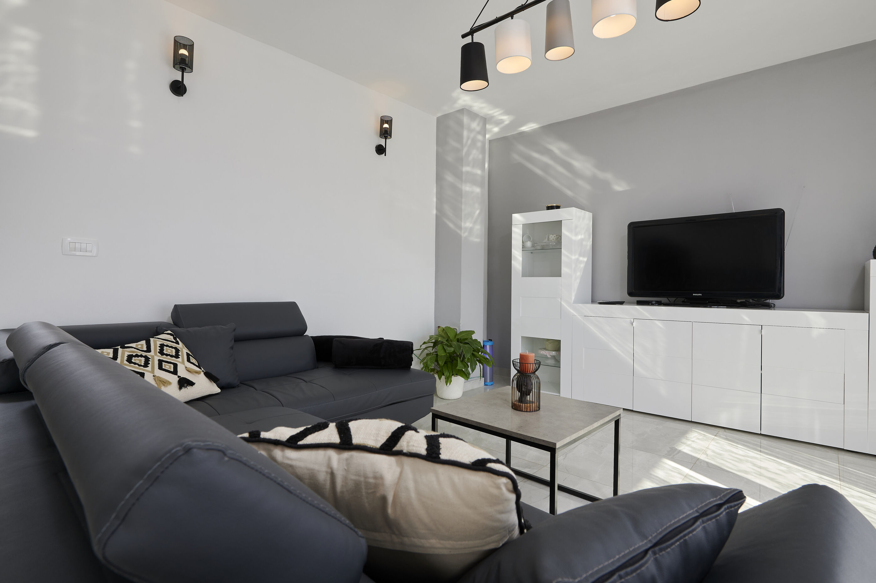 Apartment Tomi 115471-A1
