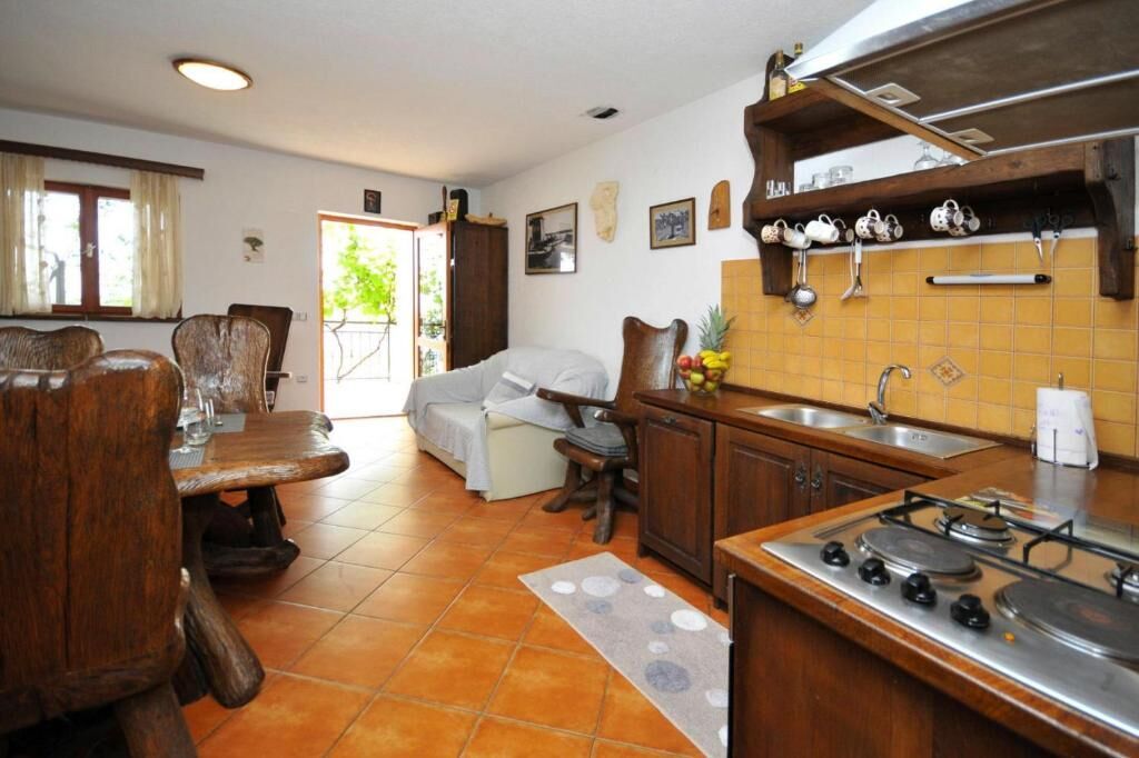 House Barada 115381-K1