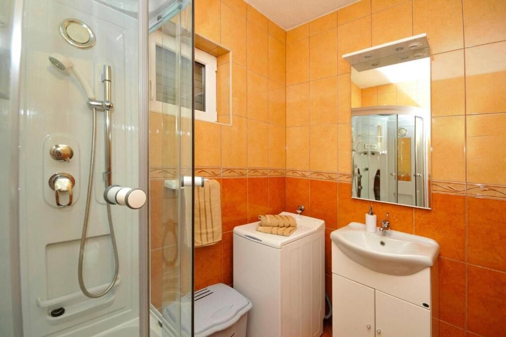 House Barada 115381-K1