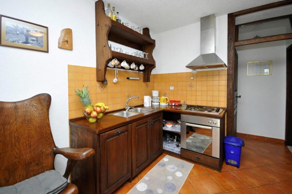 House Barada 115381-K1