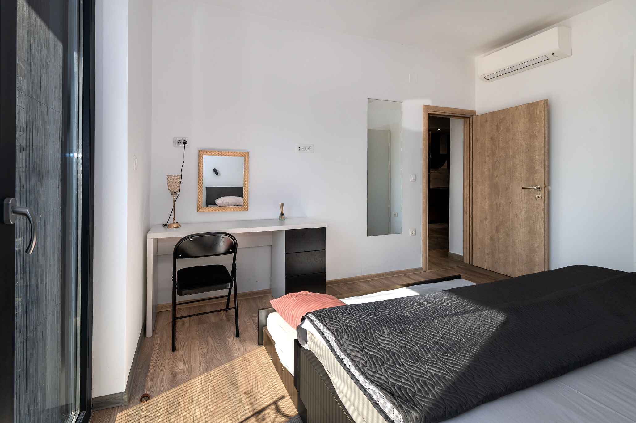 Apartments Luxury Brodarica Beach 114621-A1
