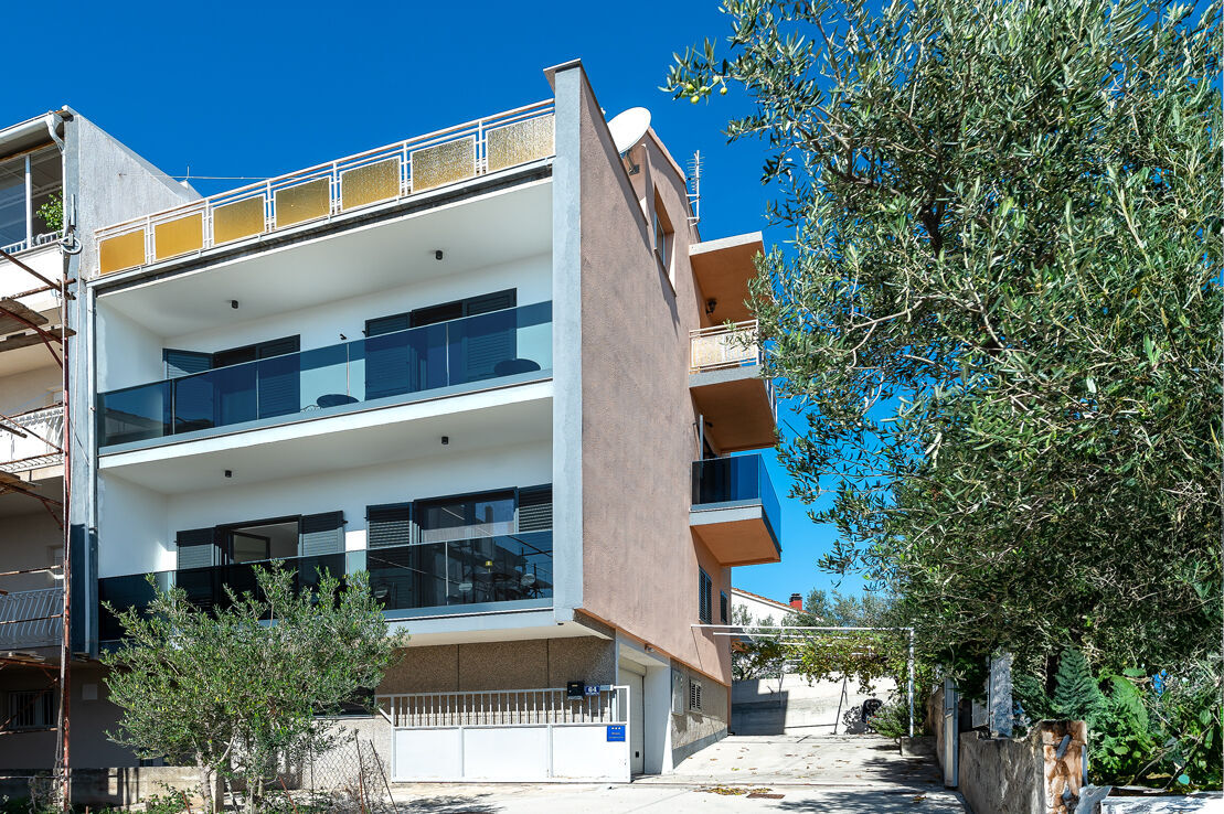 Apartmani Luxury Brodarica Beach A1