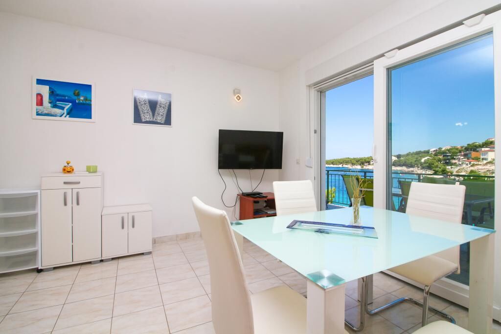 Apartments Roko 107911-A1