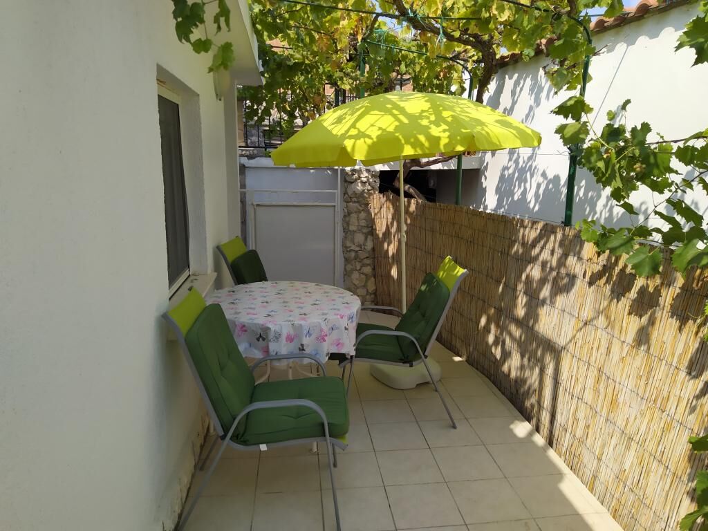 Apartments Roko 107911-A2