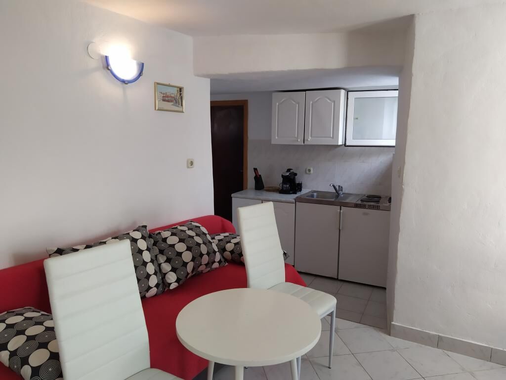Apartments Roko 107911-A2