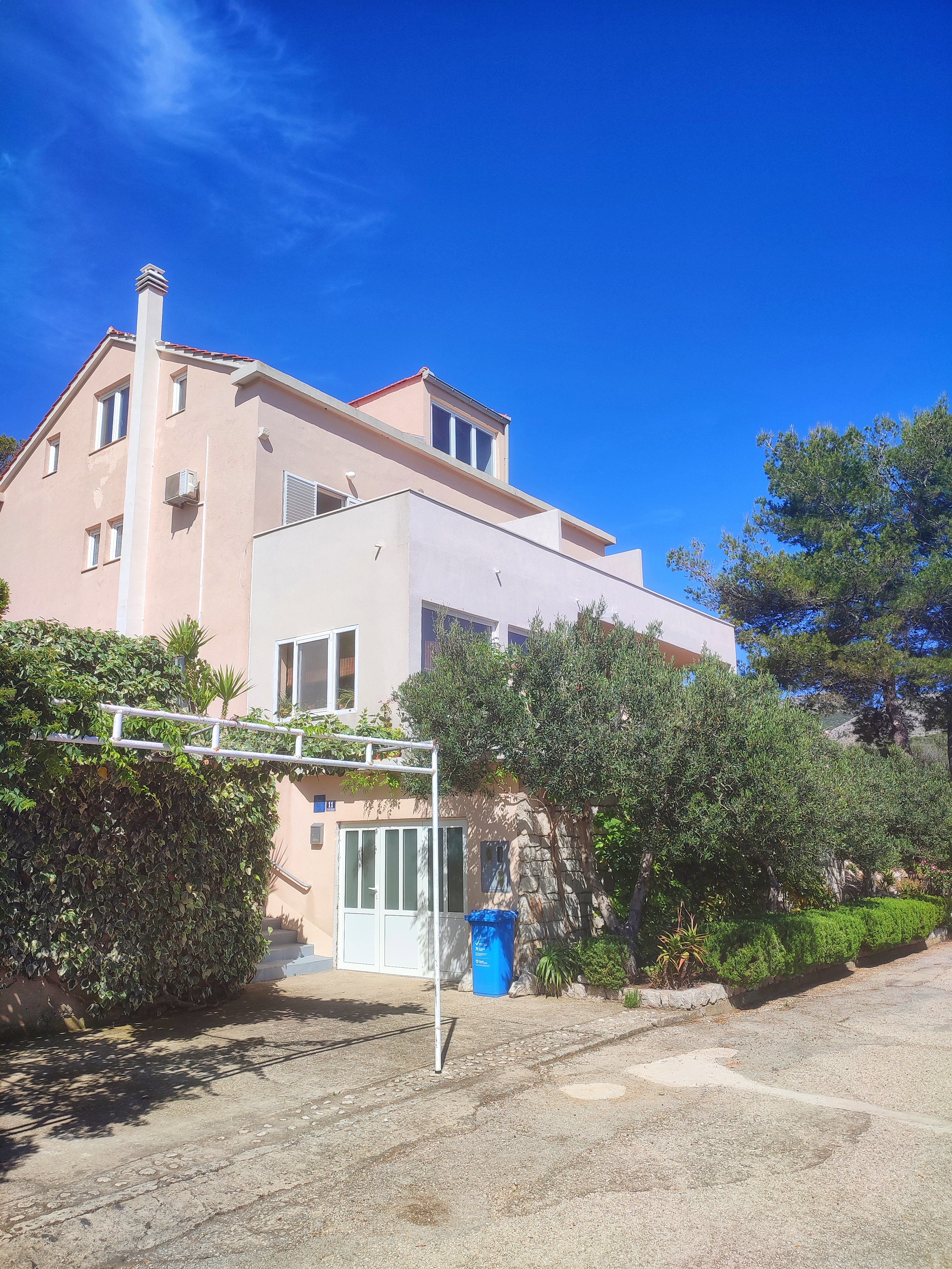 Apartments Vesna 53751-A3
