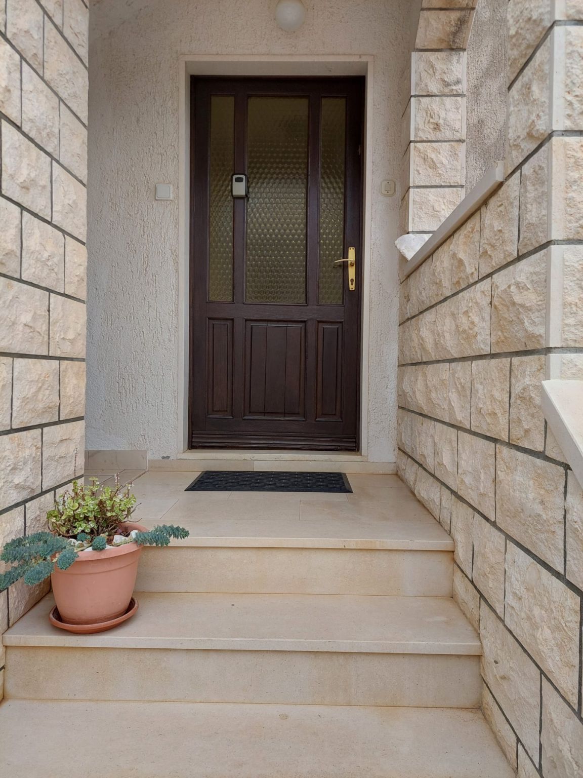 Apartments Pavao 101871-A2