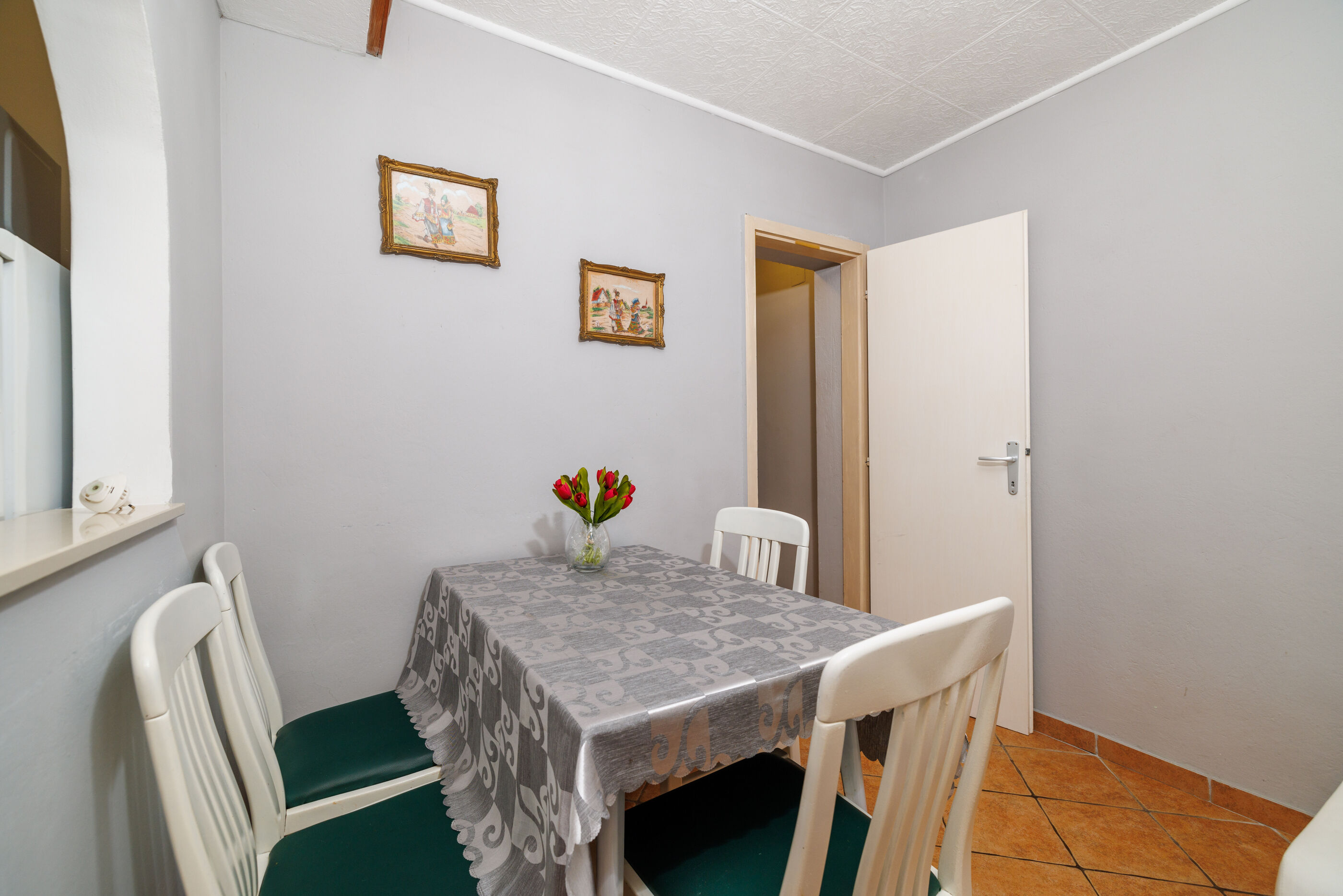 Apartments and Room Mirjana 86871-A2