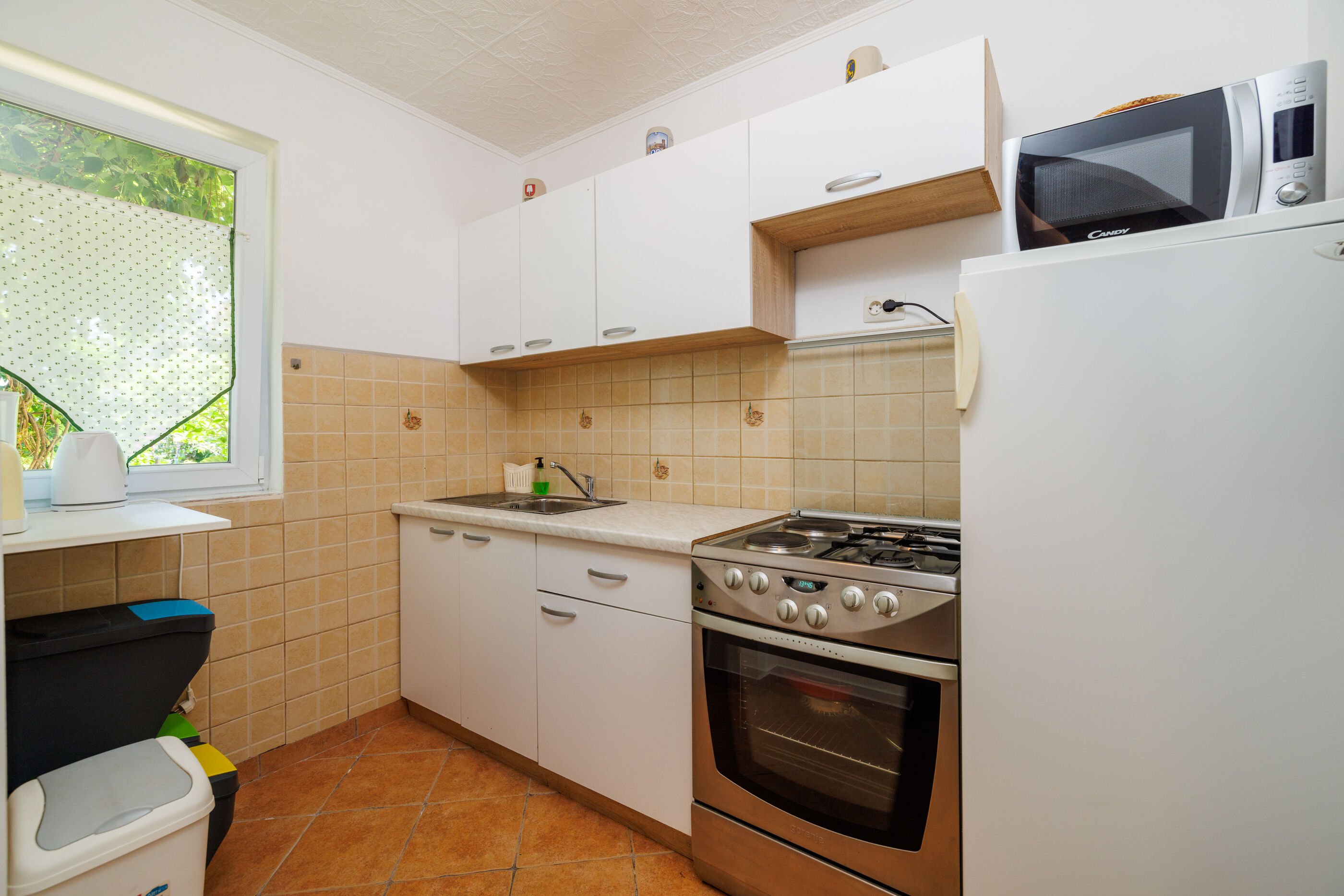 Apartments and Room Mirjana 86871-A2