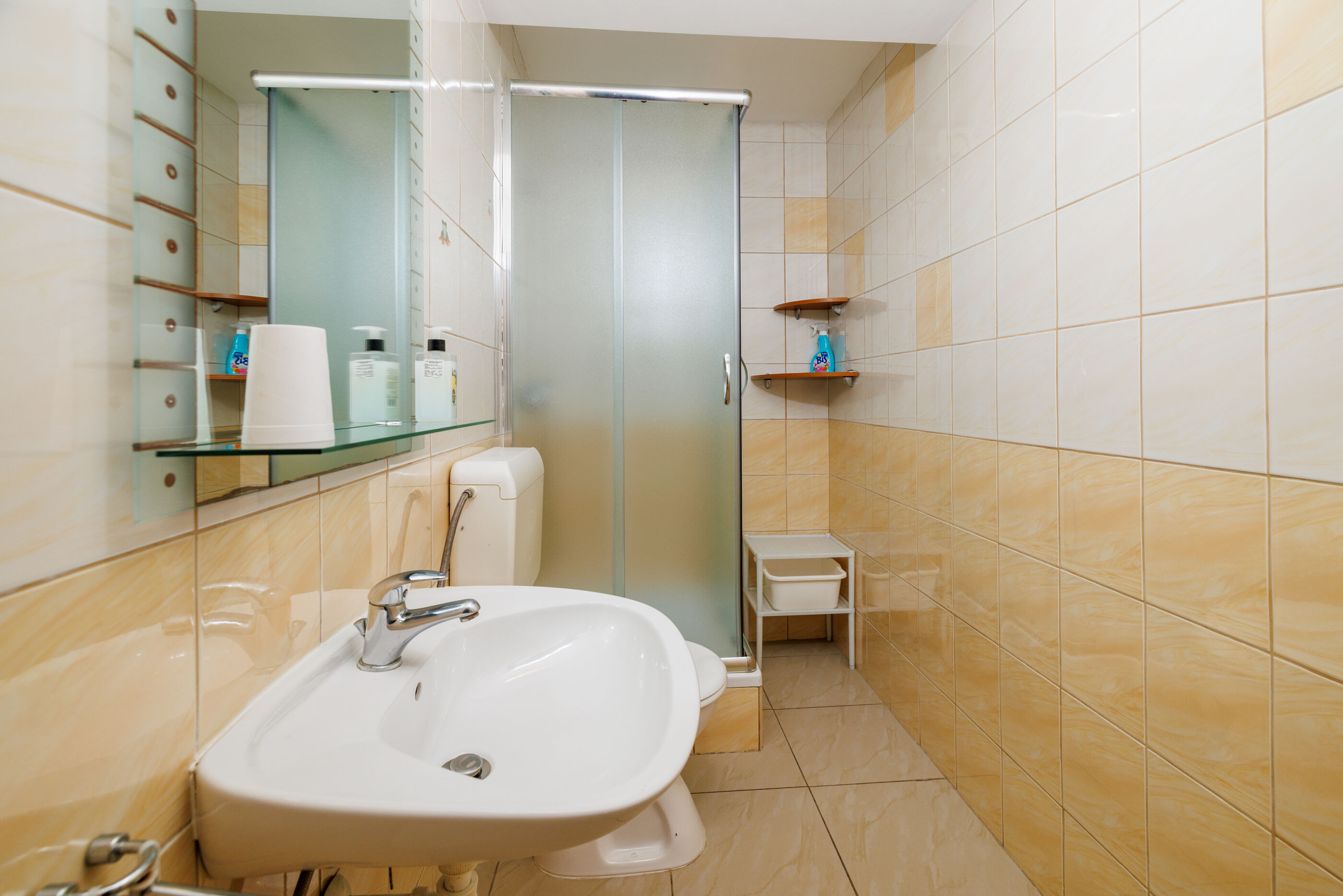 Apartments and Room Mirjana 86871-A2