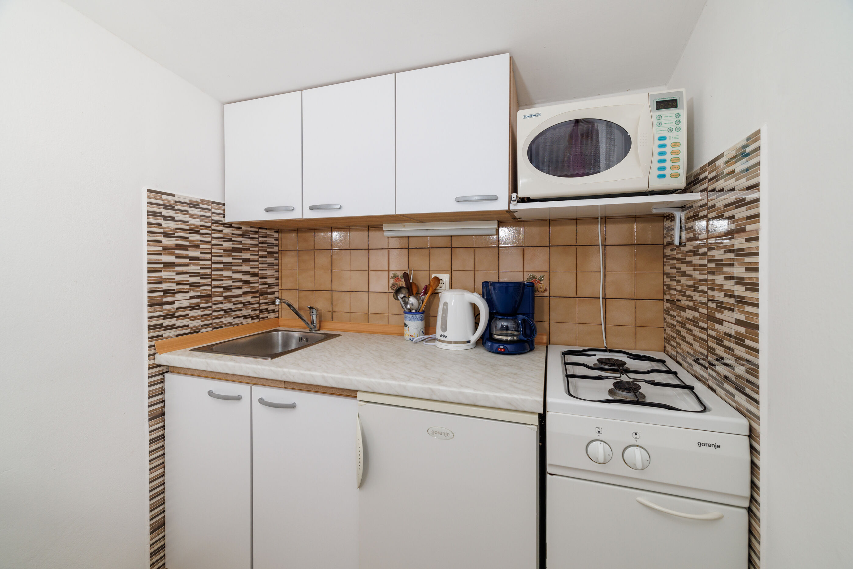 Apartments and Room Mirjana 86871-A3