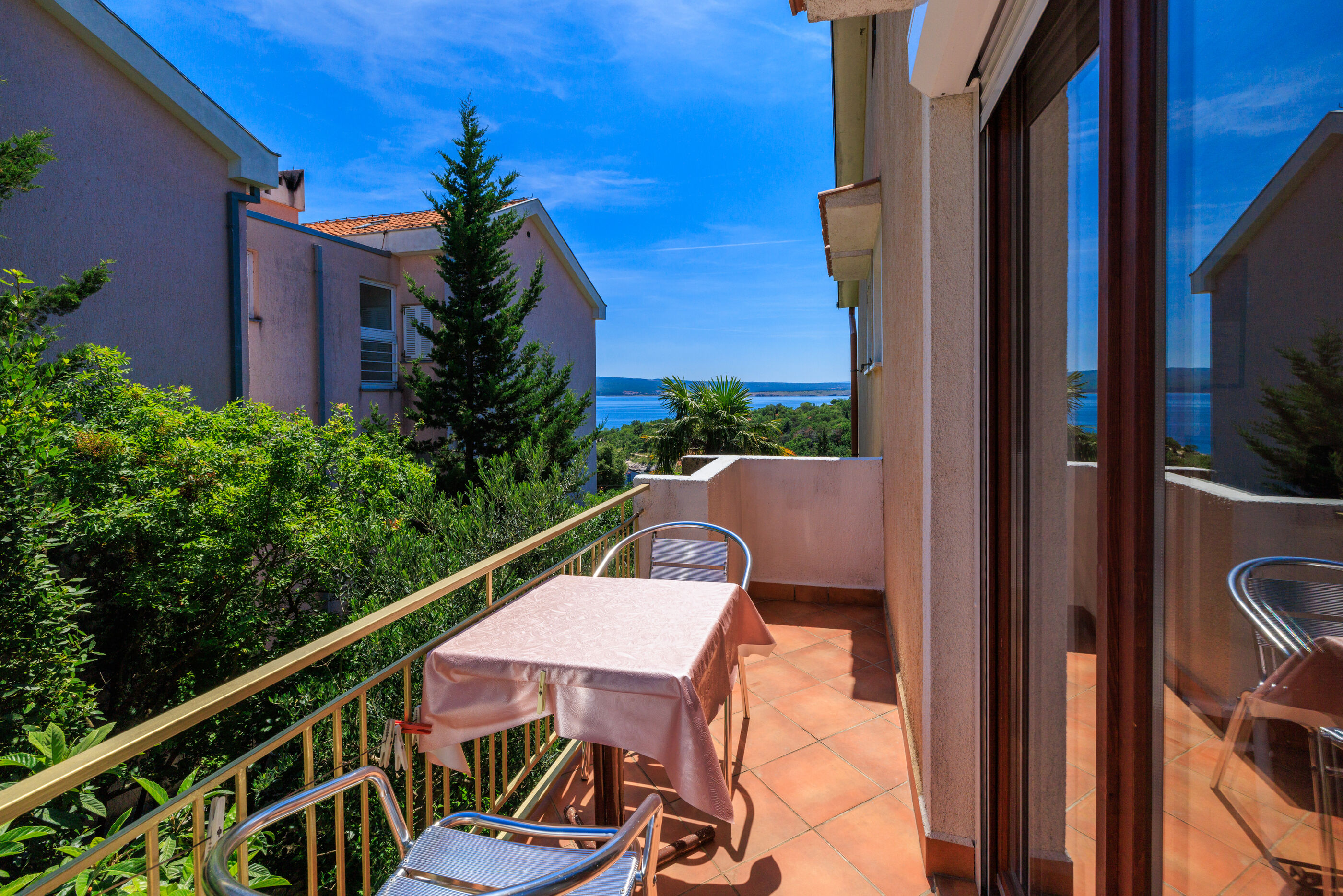 Apartments and Room Mirjana 86871-S1