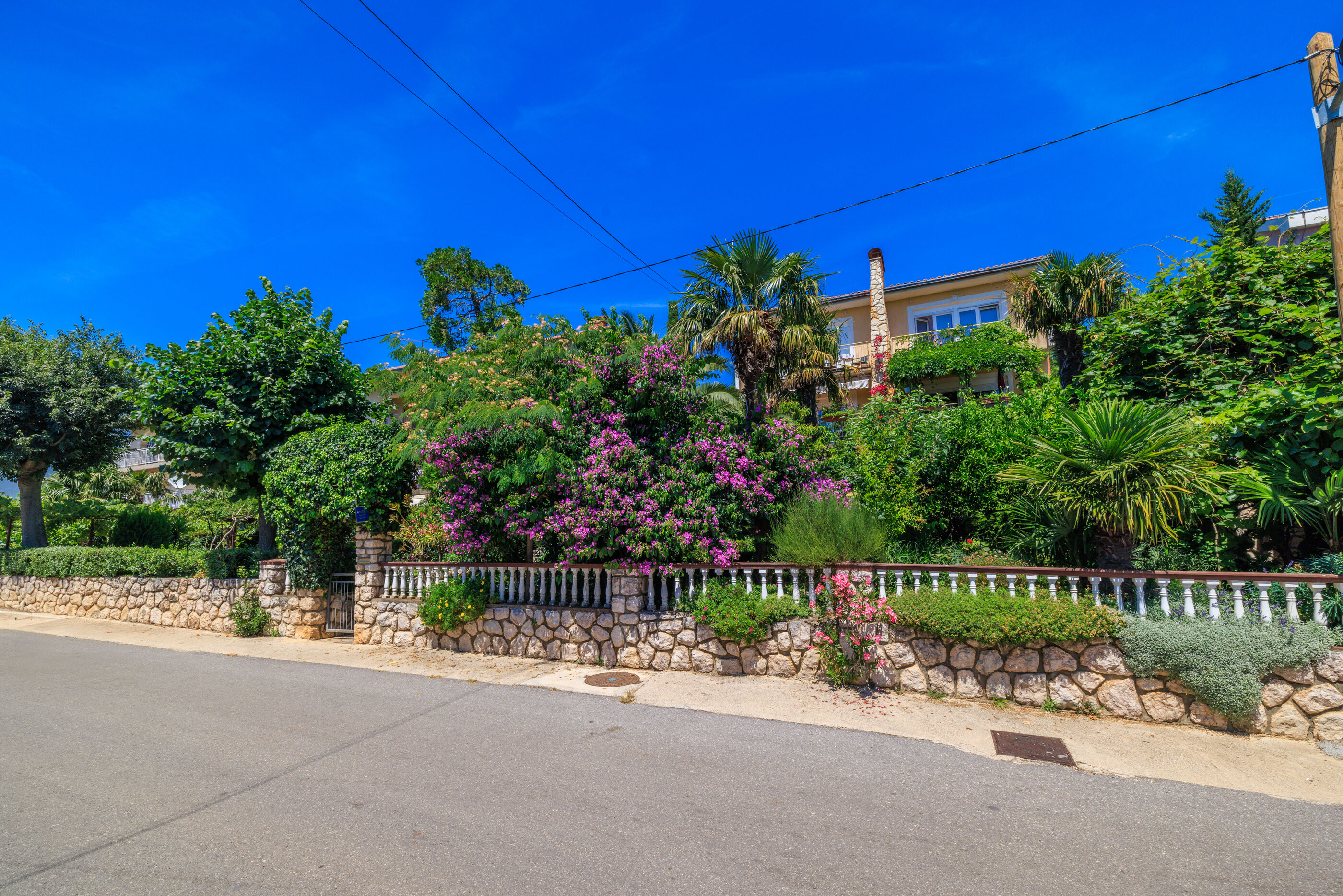 Apartments and Room Mirjana 86871-A3