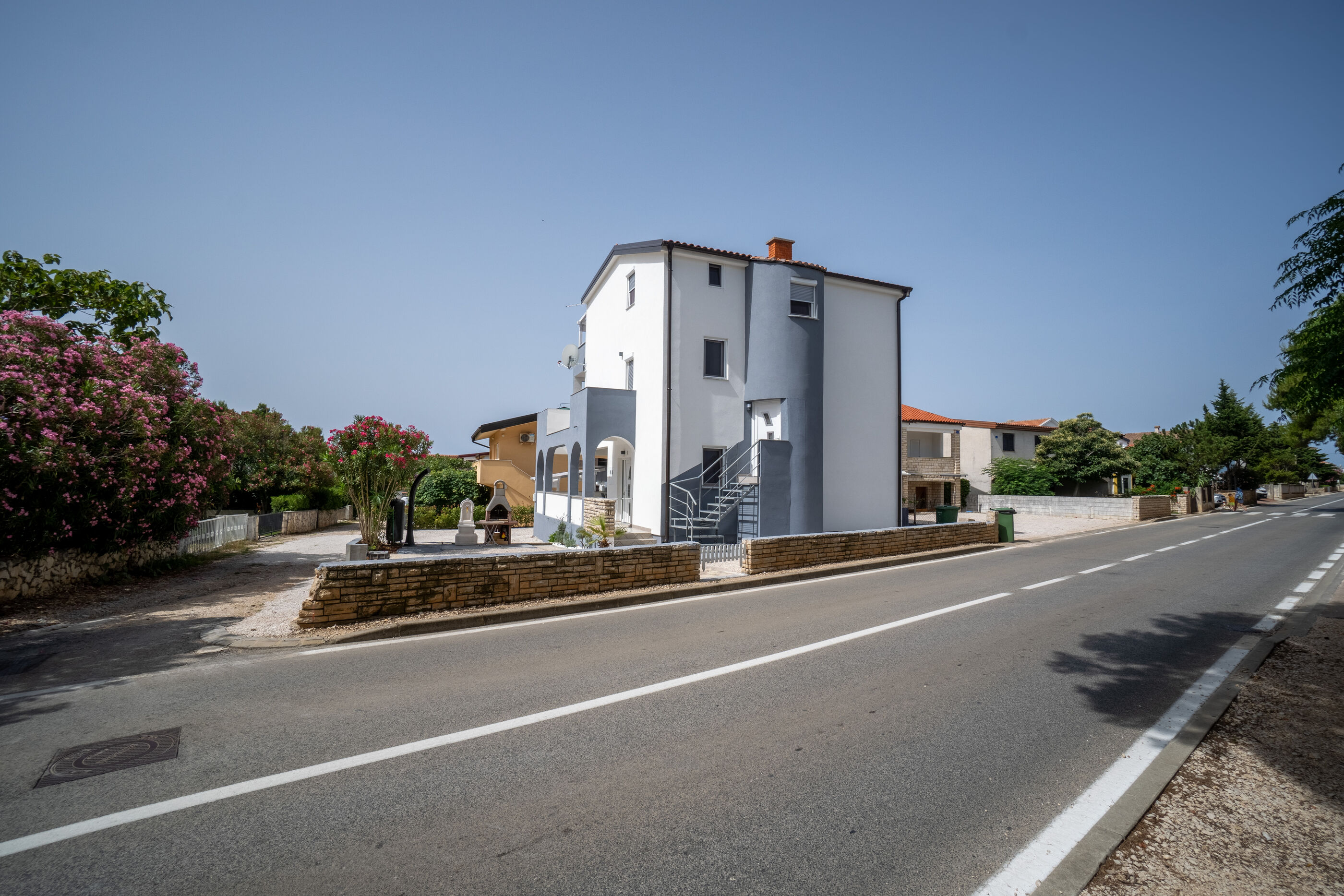 Apartments Najam Skundric 30627-A2