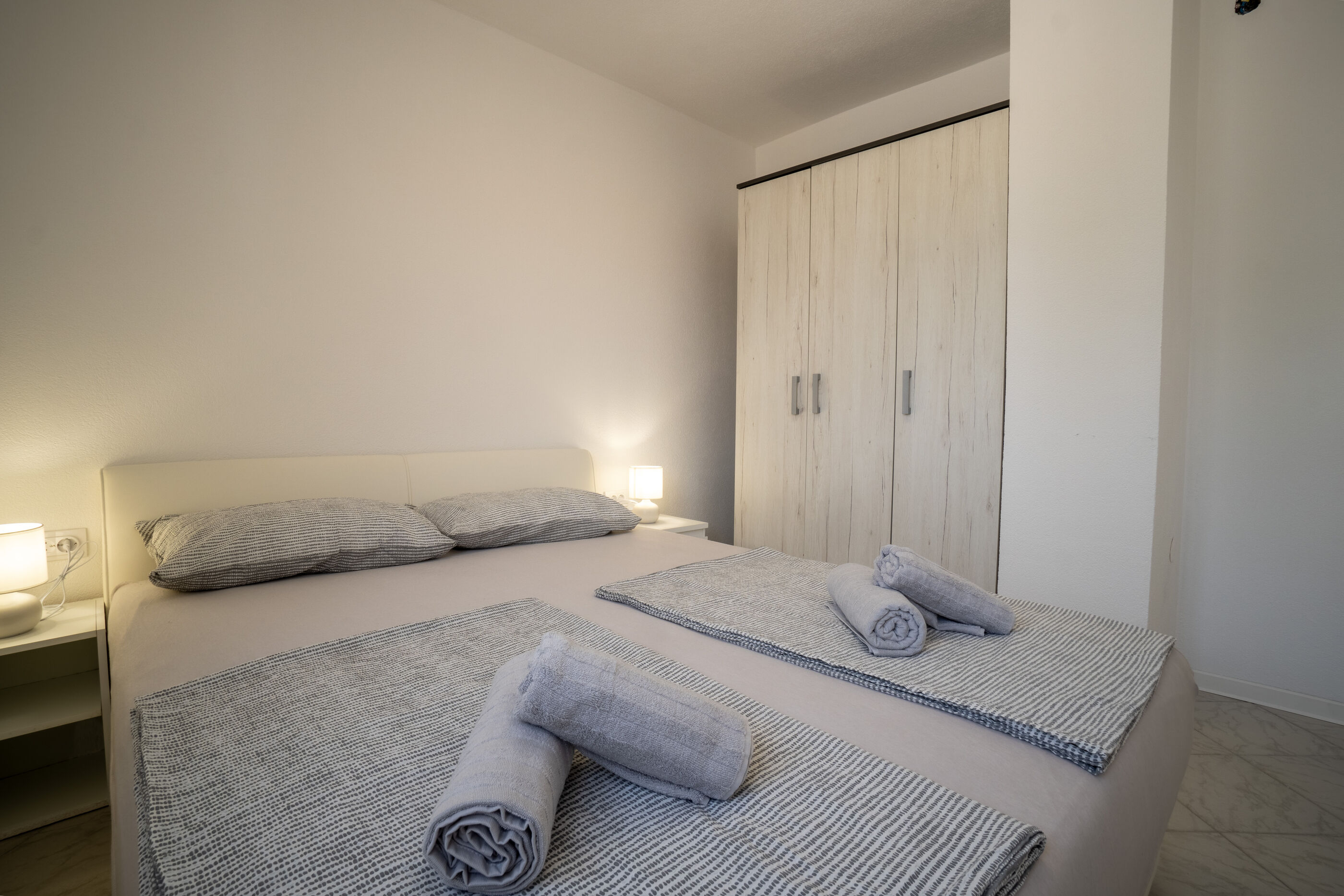 Apartments Najam Skundric 30627-A3