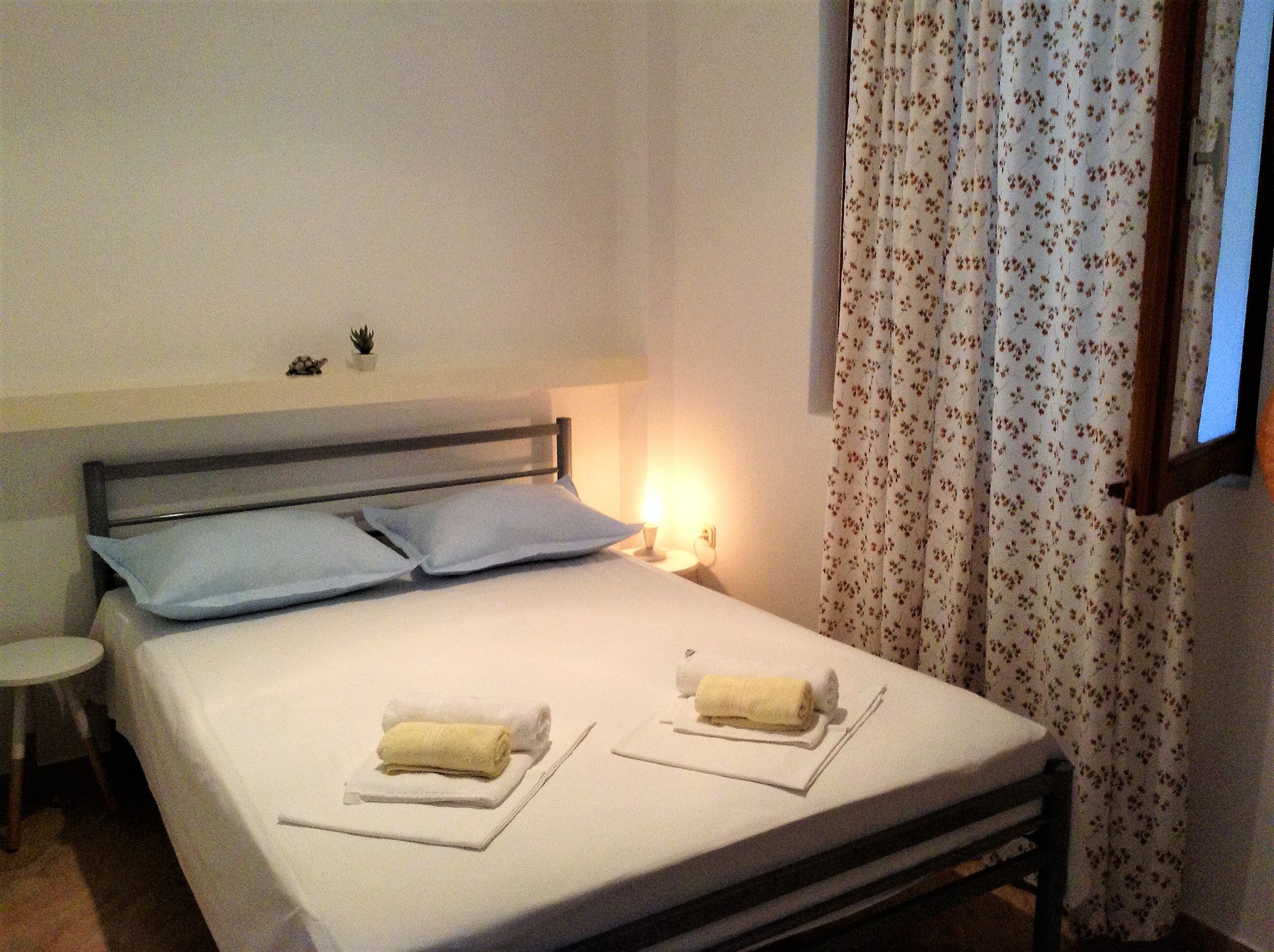 Apartments and Room Leut 34203-A1