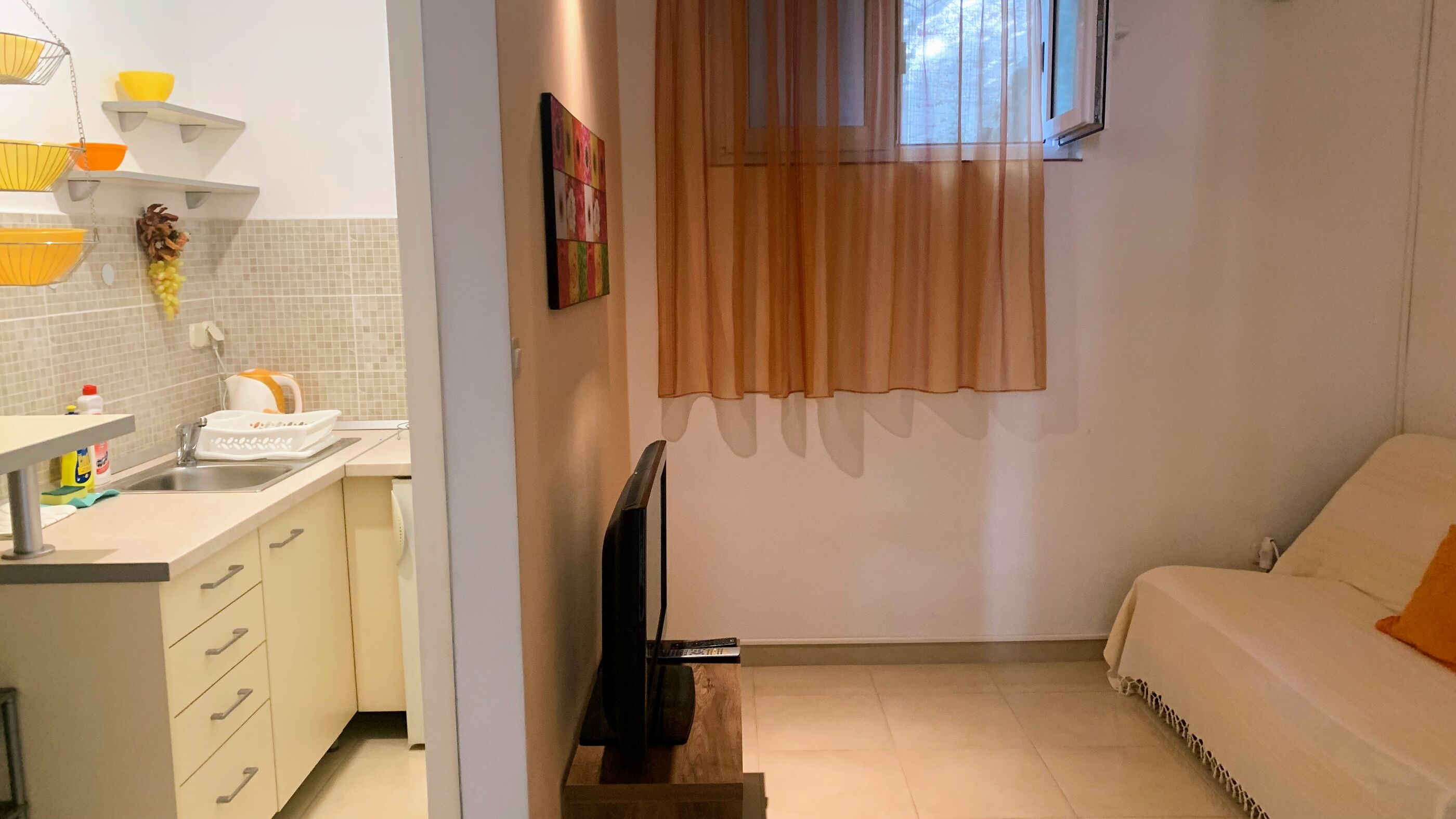 Apartments and Room Leut 34203-A1