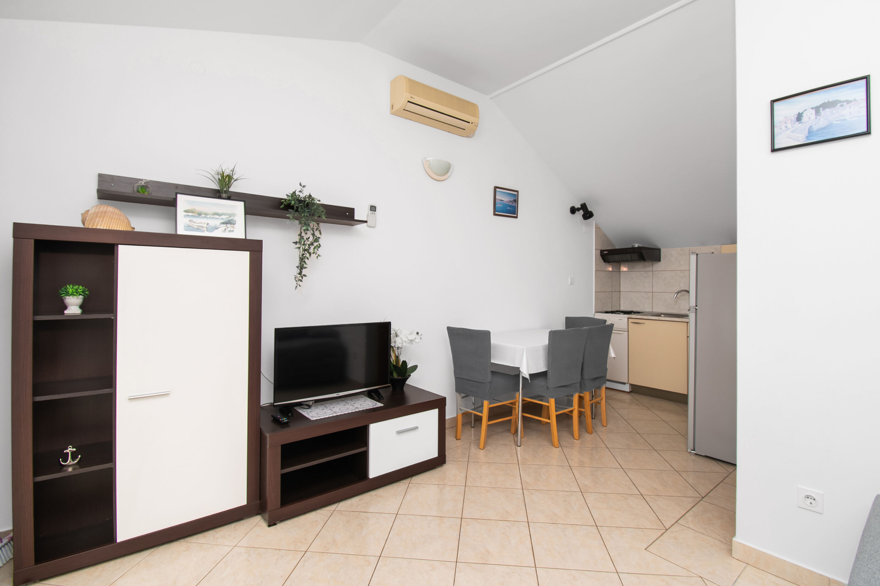 Apartment Den 10223-A1