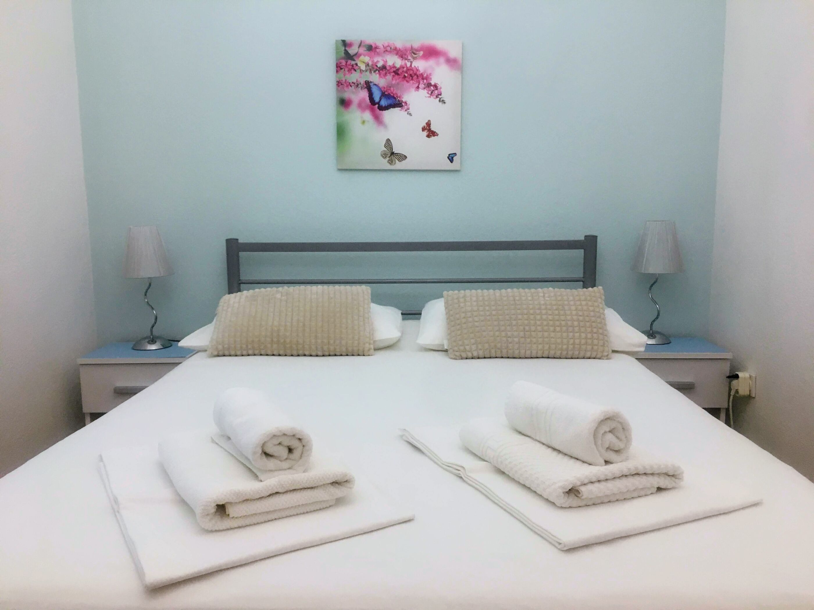 Apartments and Room Leut 34203-A2