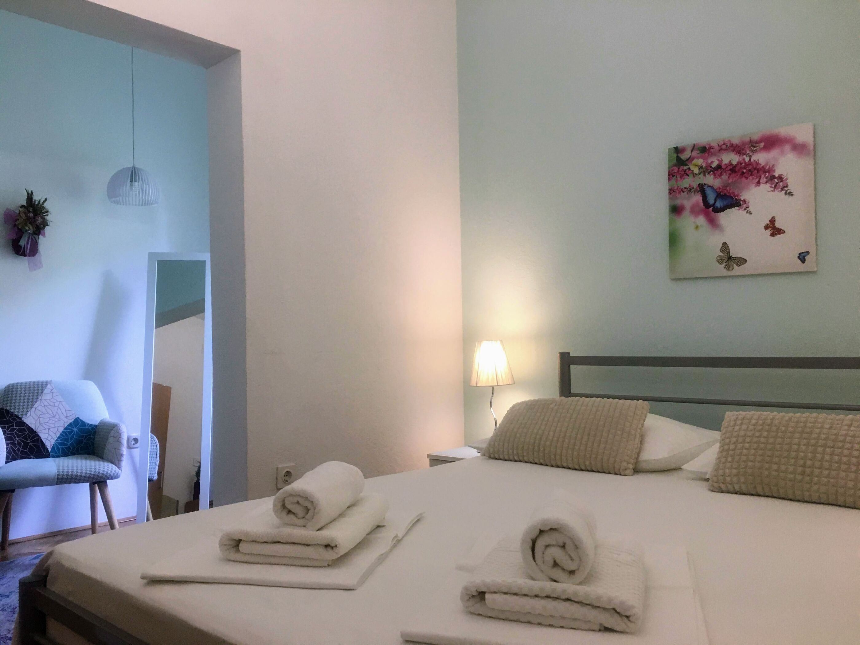 Apartments and Room Leut 34203-A2