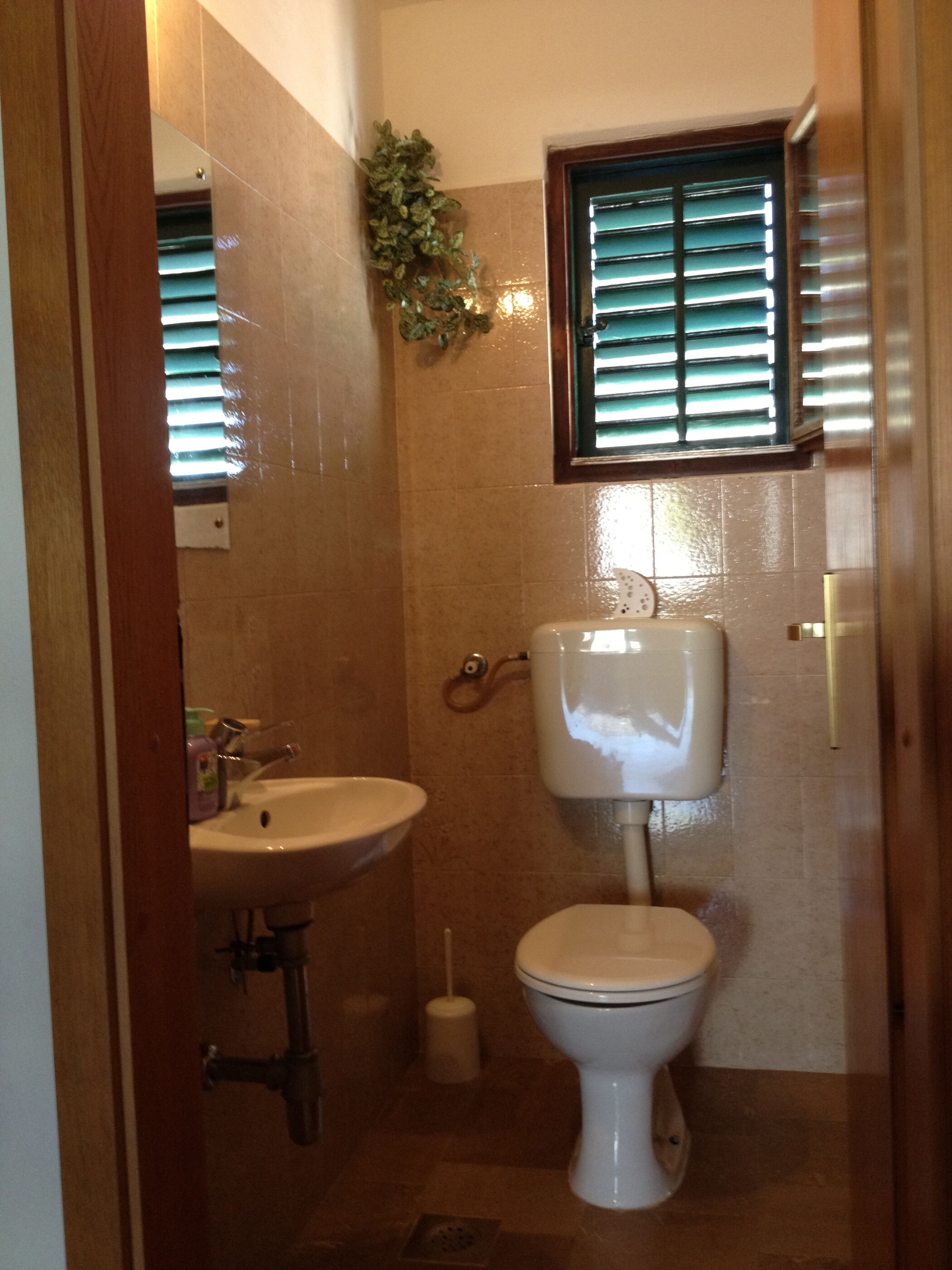 Apartments and Room Leut 34203-A3