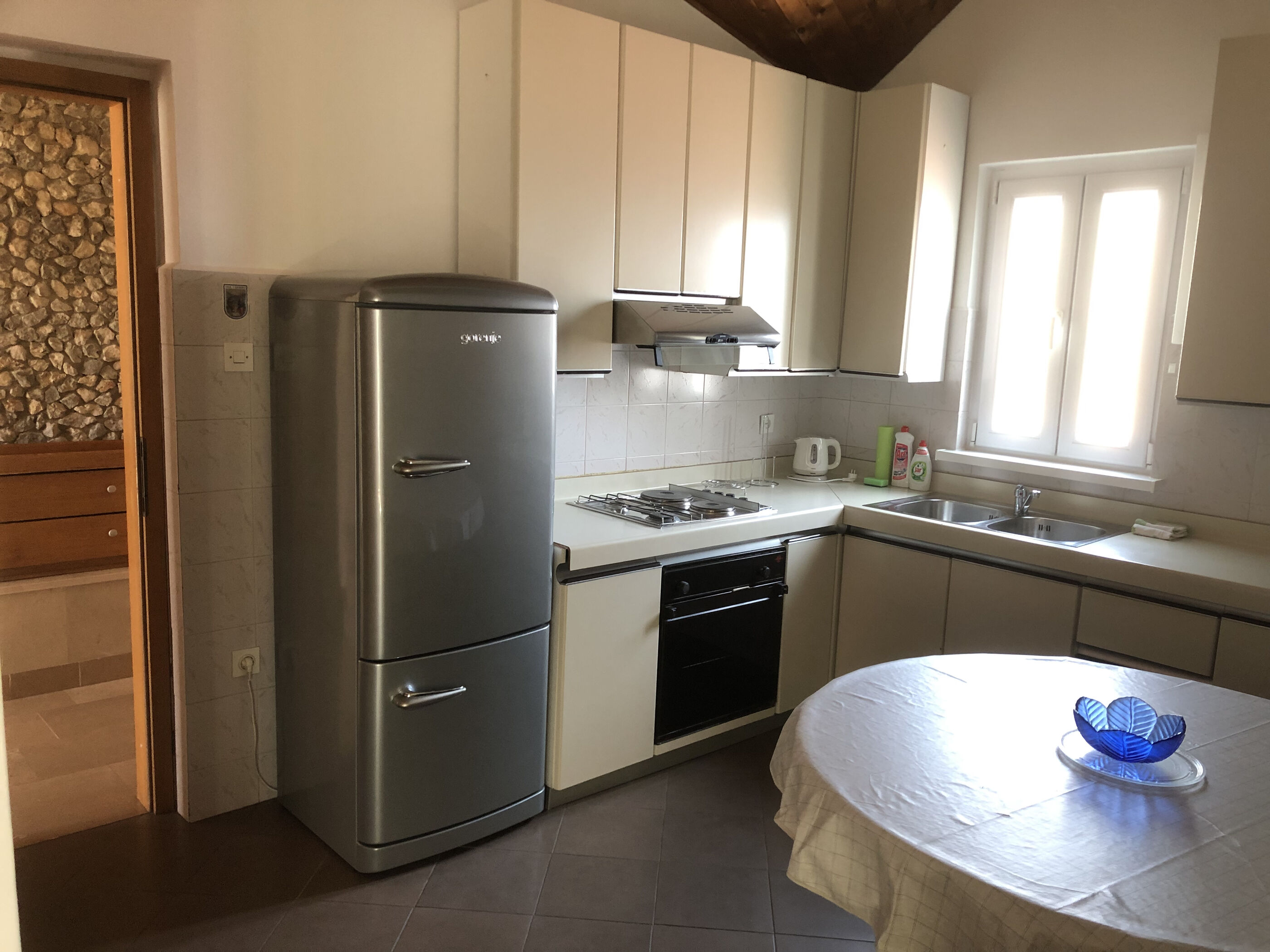 Apartments and Room Leut 34203-A3