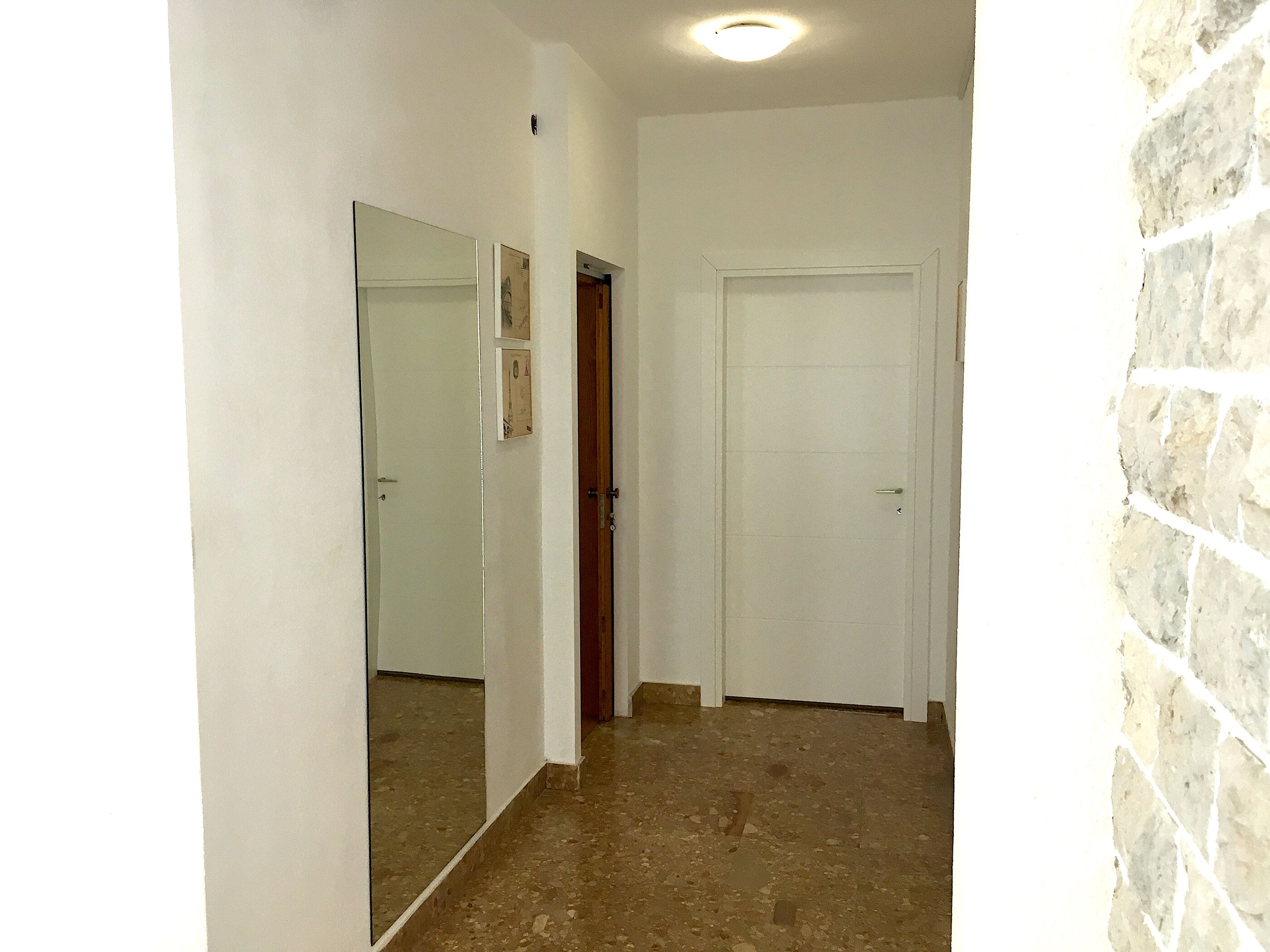Apartments and Room Leut 34203-A4