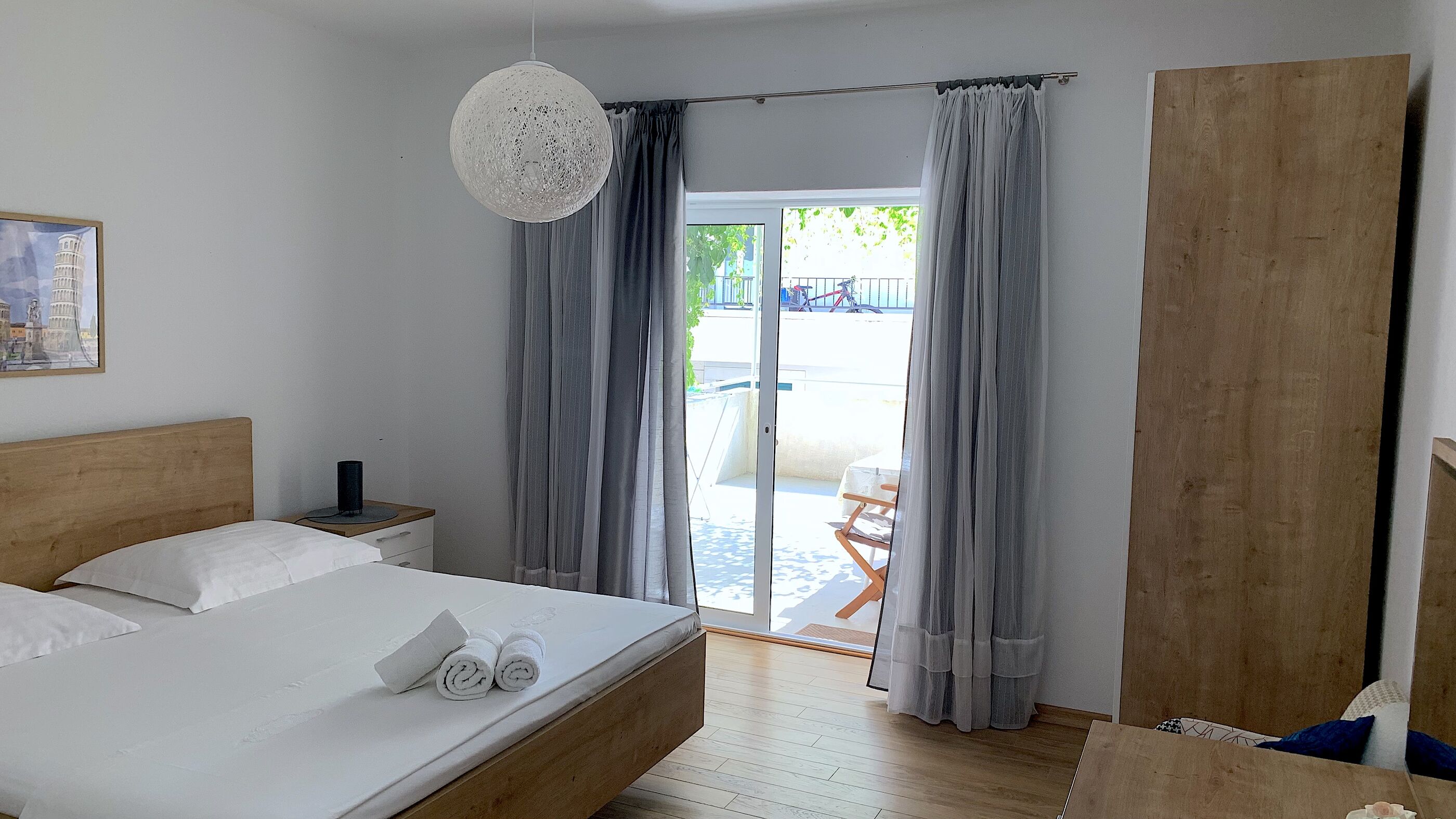 Apartments and Room Leut 34203-S1