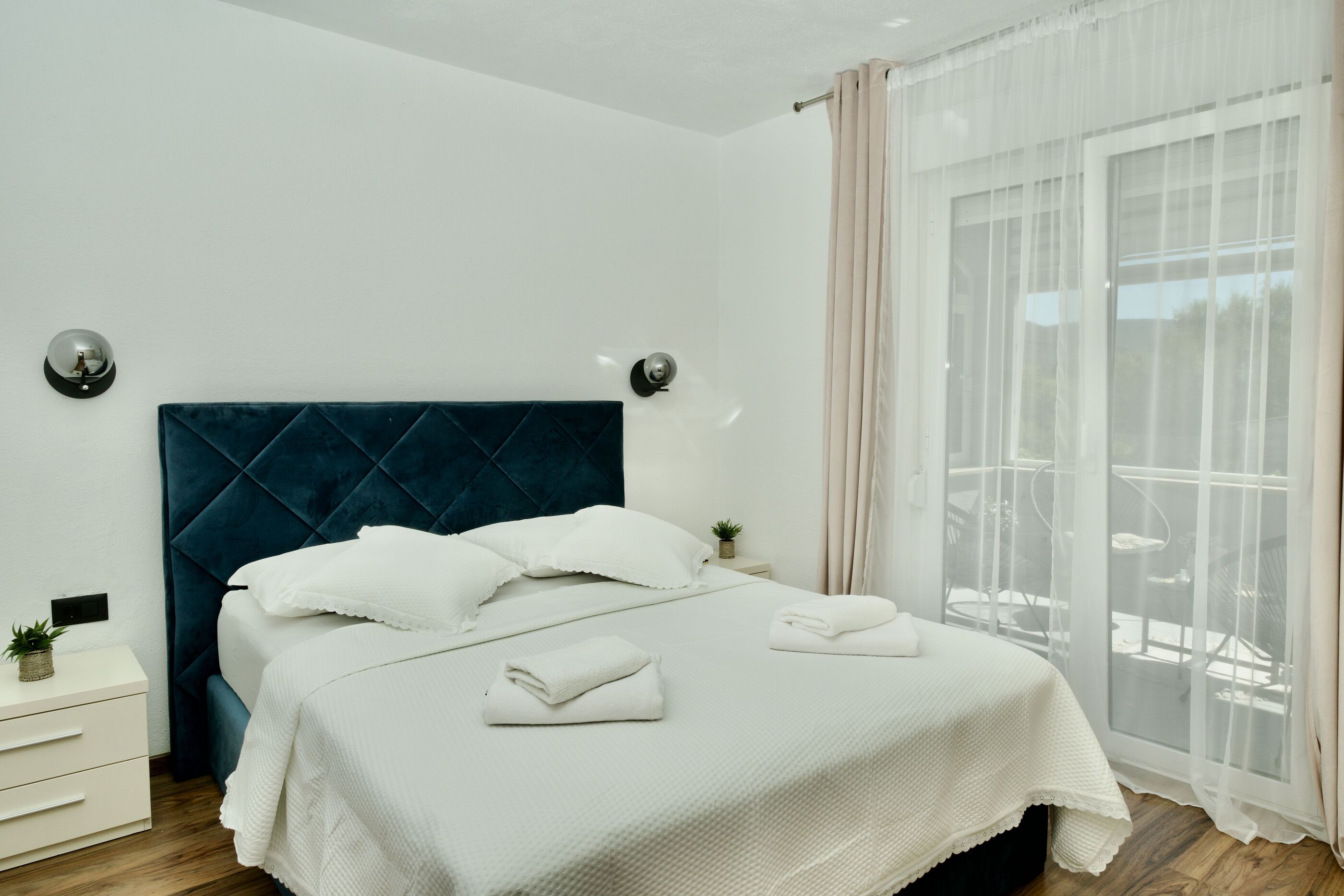 Apartment Mario - with pool 115571-A1